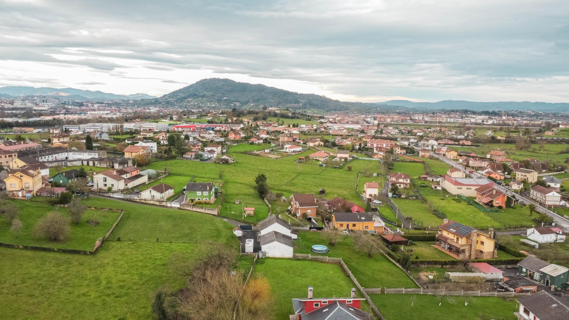 VIVE EN VIELLA: Tu casa a medida con proyecto aprobado, licencia lista y sin esperas burocráticas.