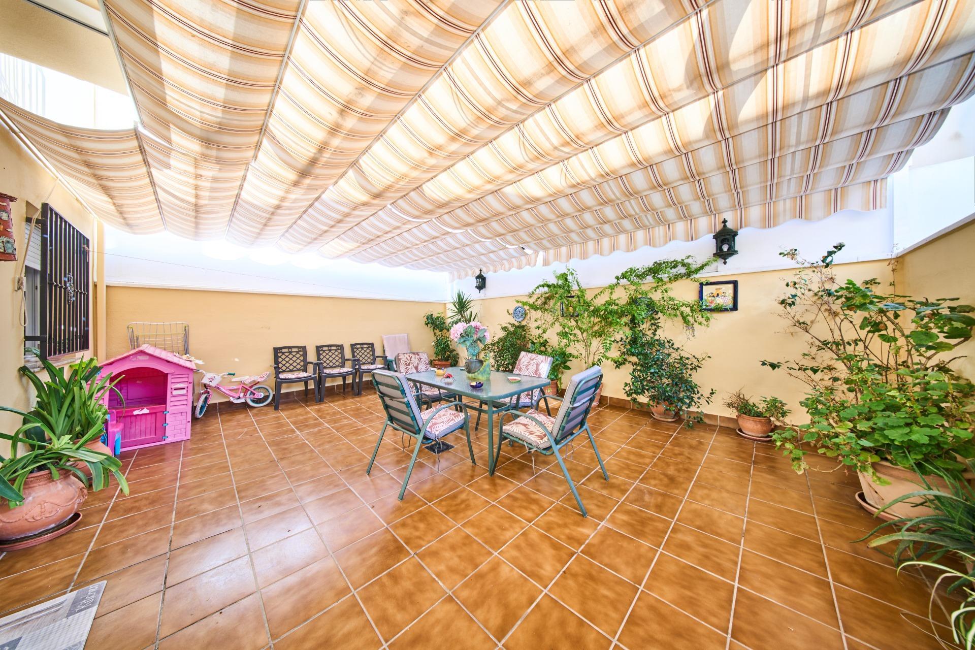 Elegante casa en Residencial Fonseca