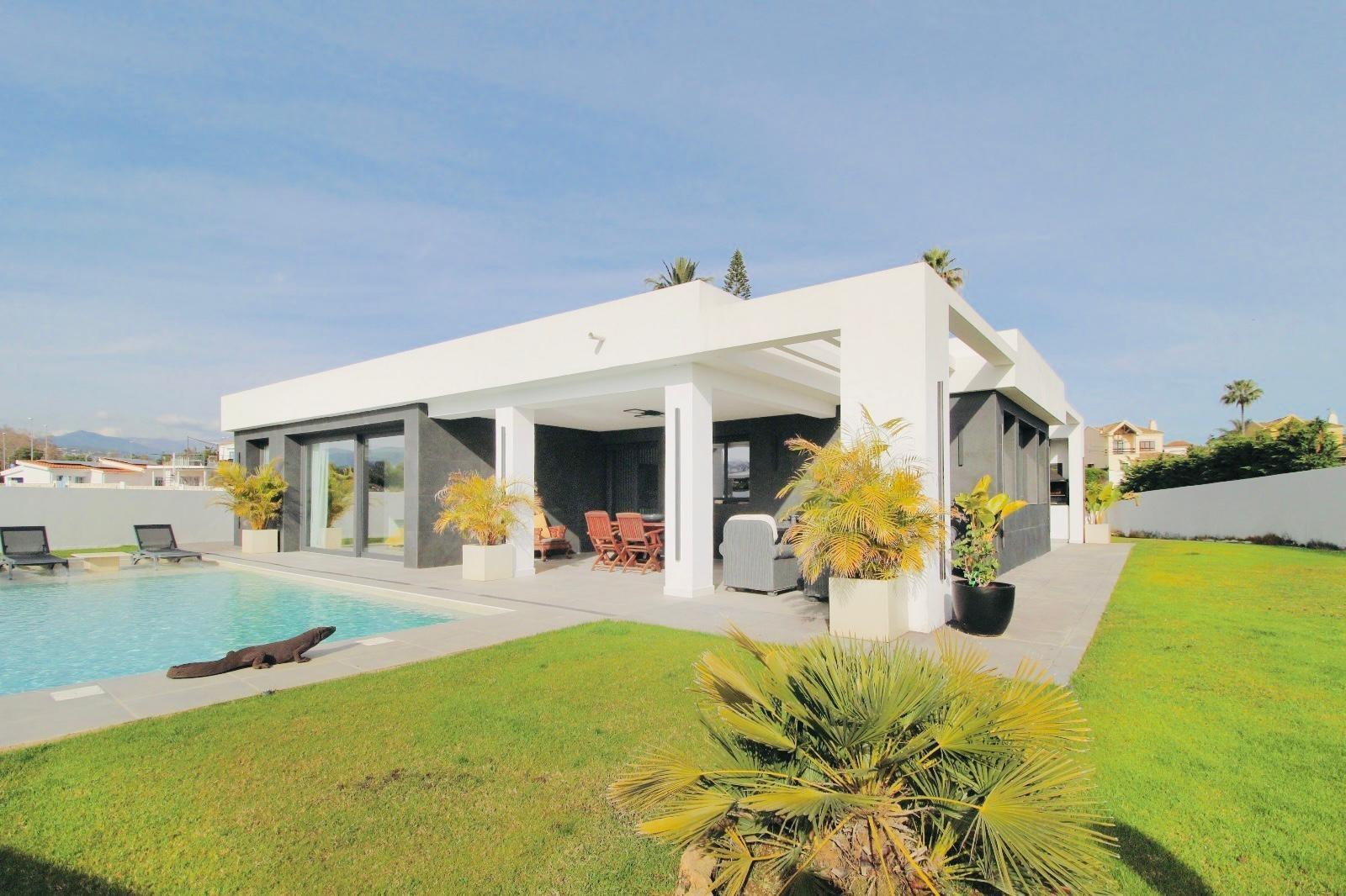 Encantadora Villa en San Pedro de Alcántara Marbella. Privacidad asegurada