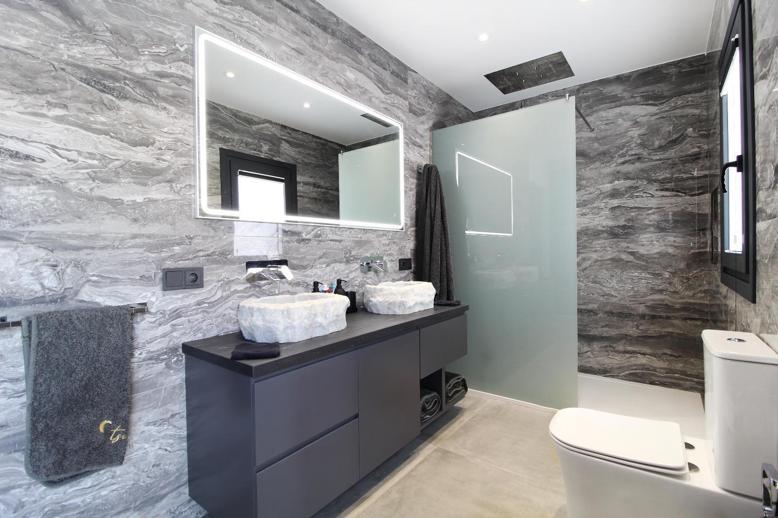 Encantadora Villa en San Pedro de Alcántara Marbella. Privacidad asegurada