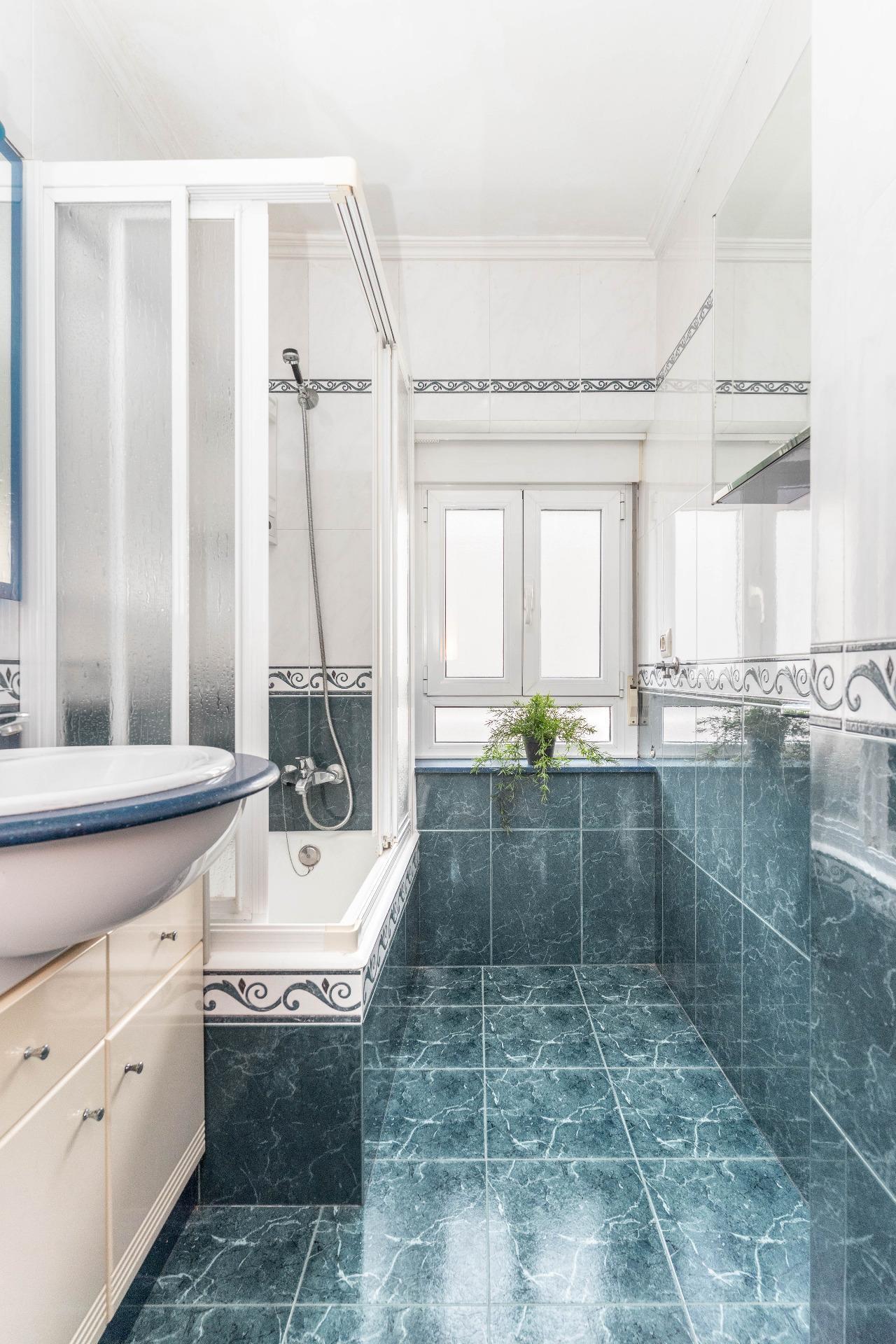 Pisos-Venta-Oviedo-2107152-Foto-7