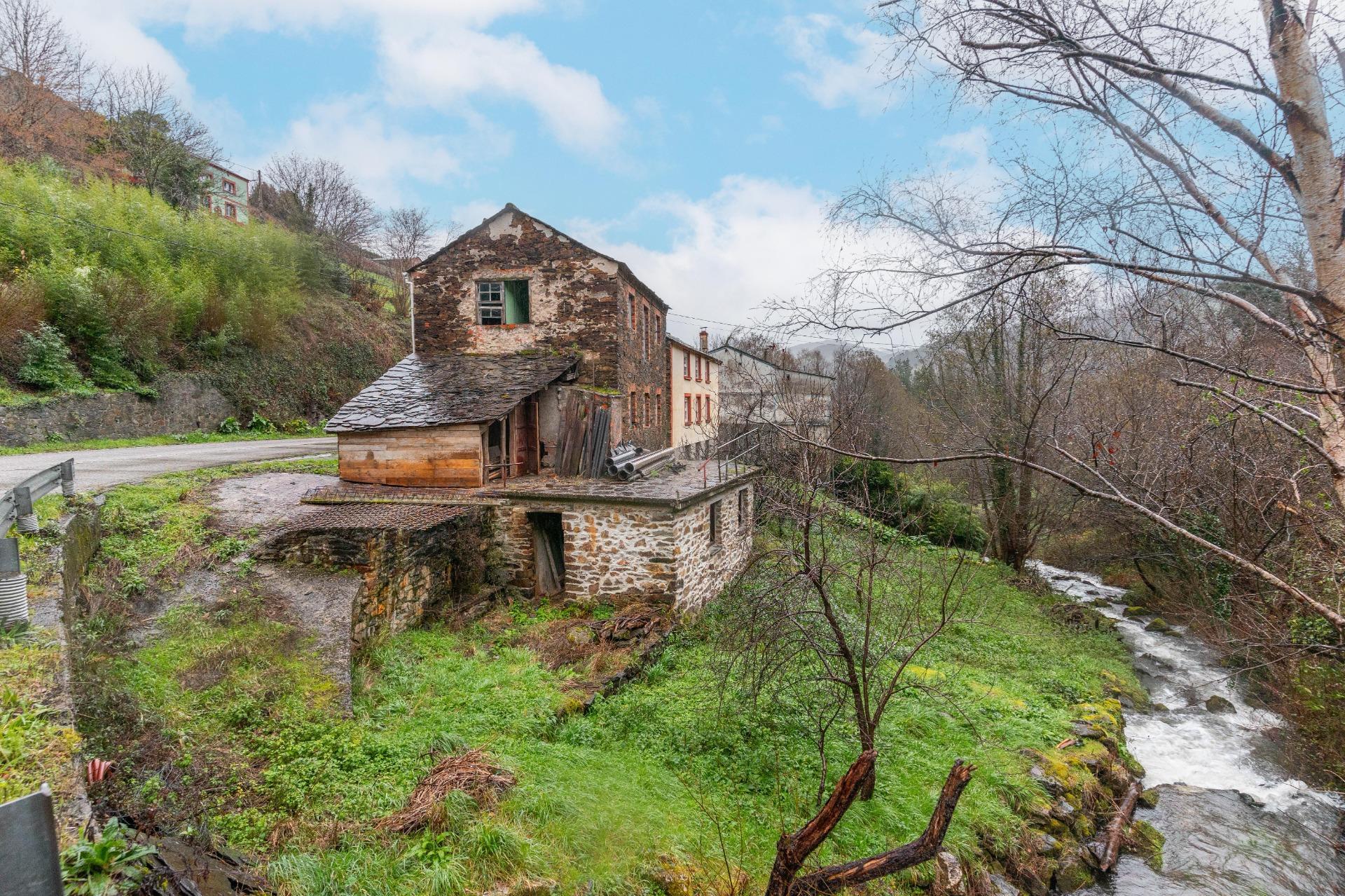 Casas o chalets-Venta-Illano-2107619