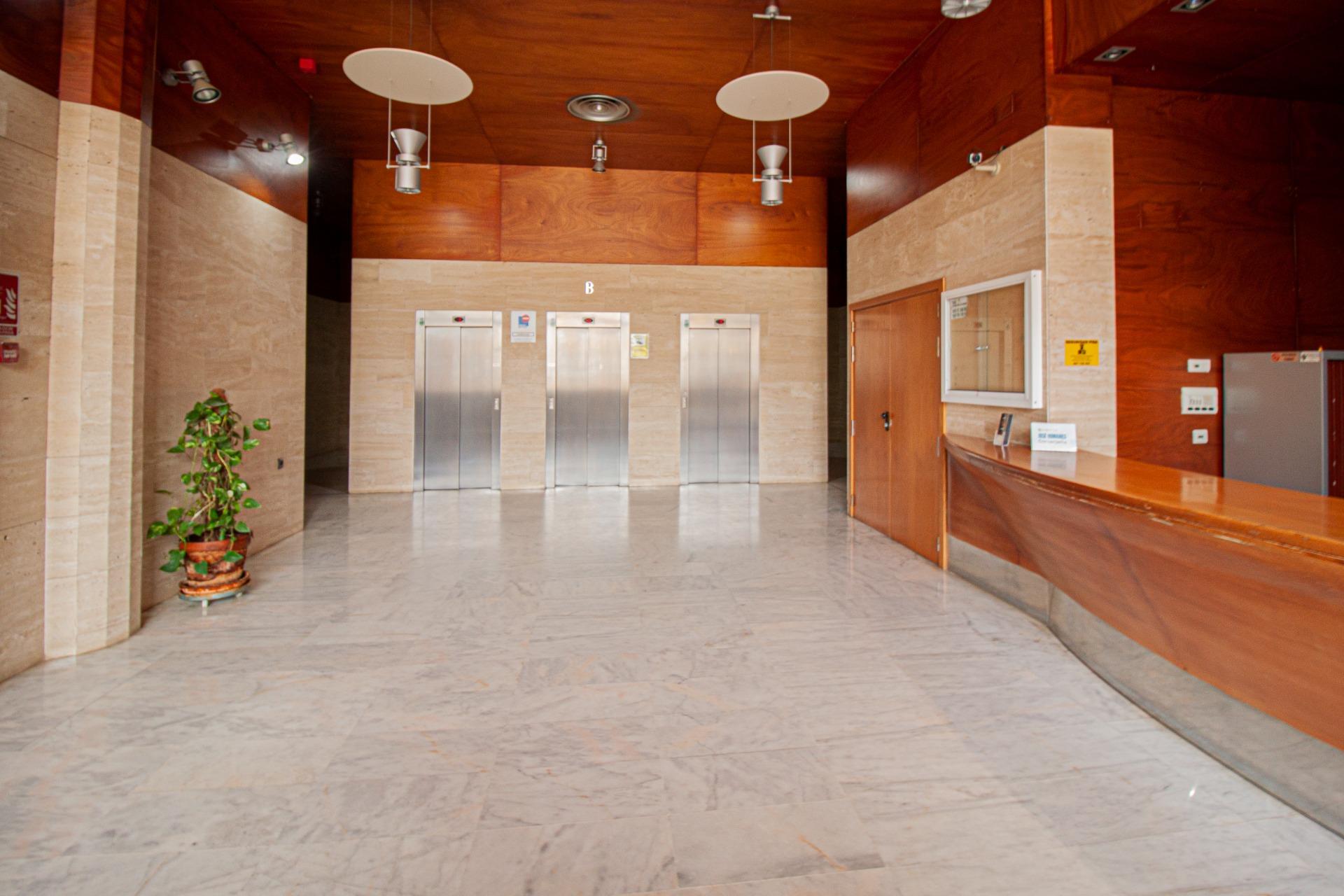 Oficinas-Alquiler-Mairena del Aljarafe-2091866-Foto-2