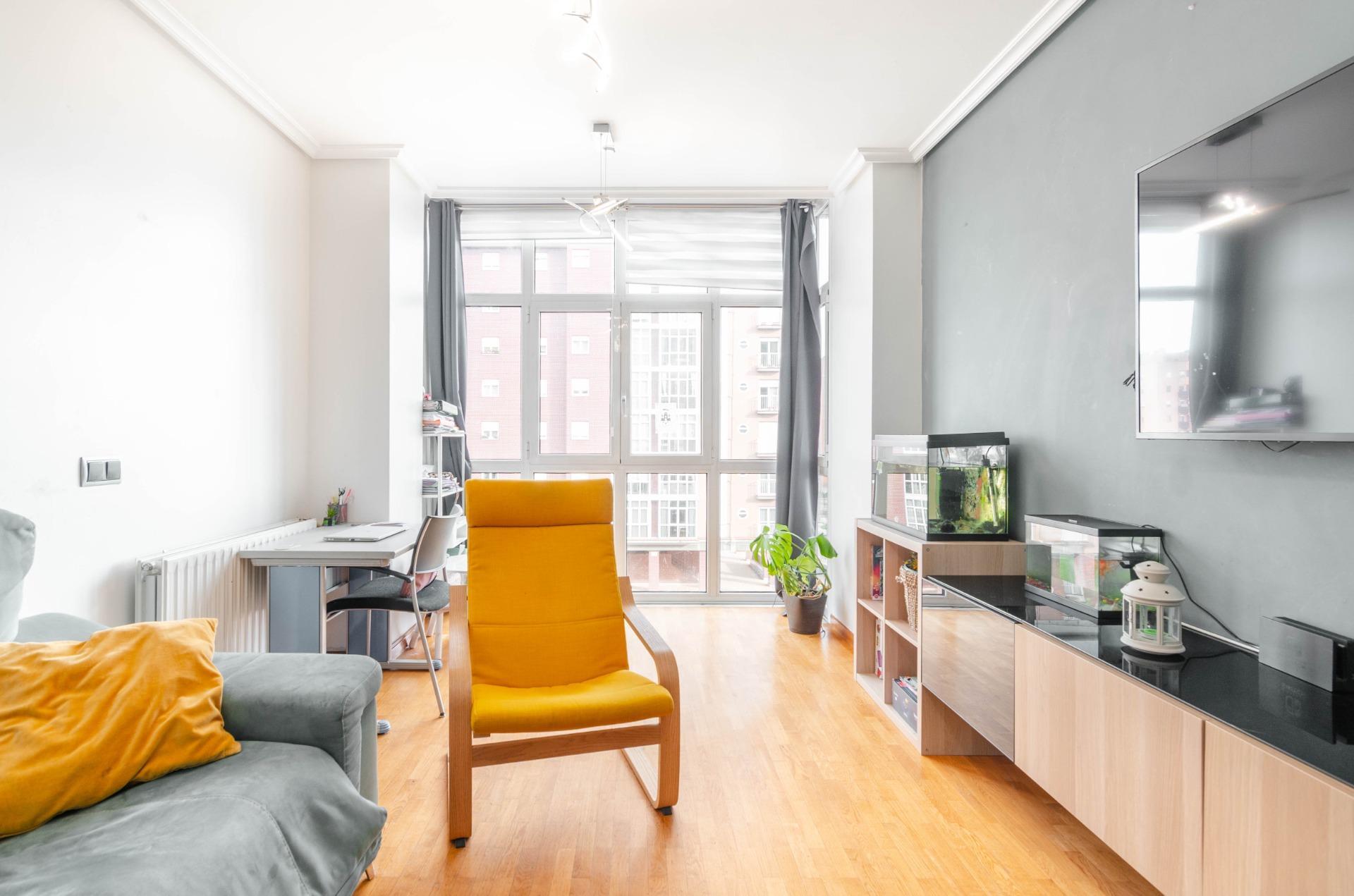 Pisos-Venta-Oviedo-2107634-Foto-2