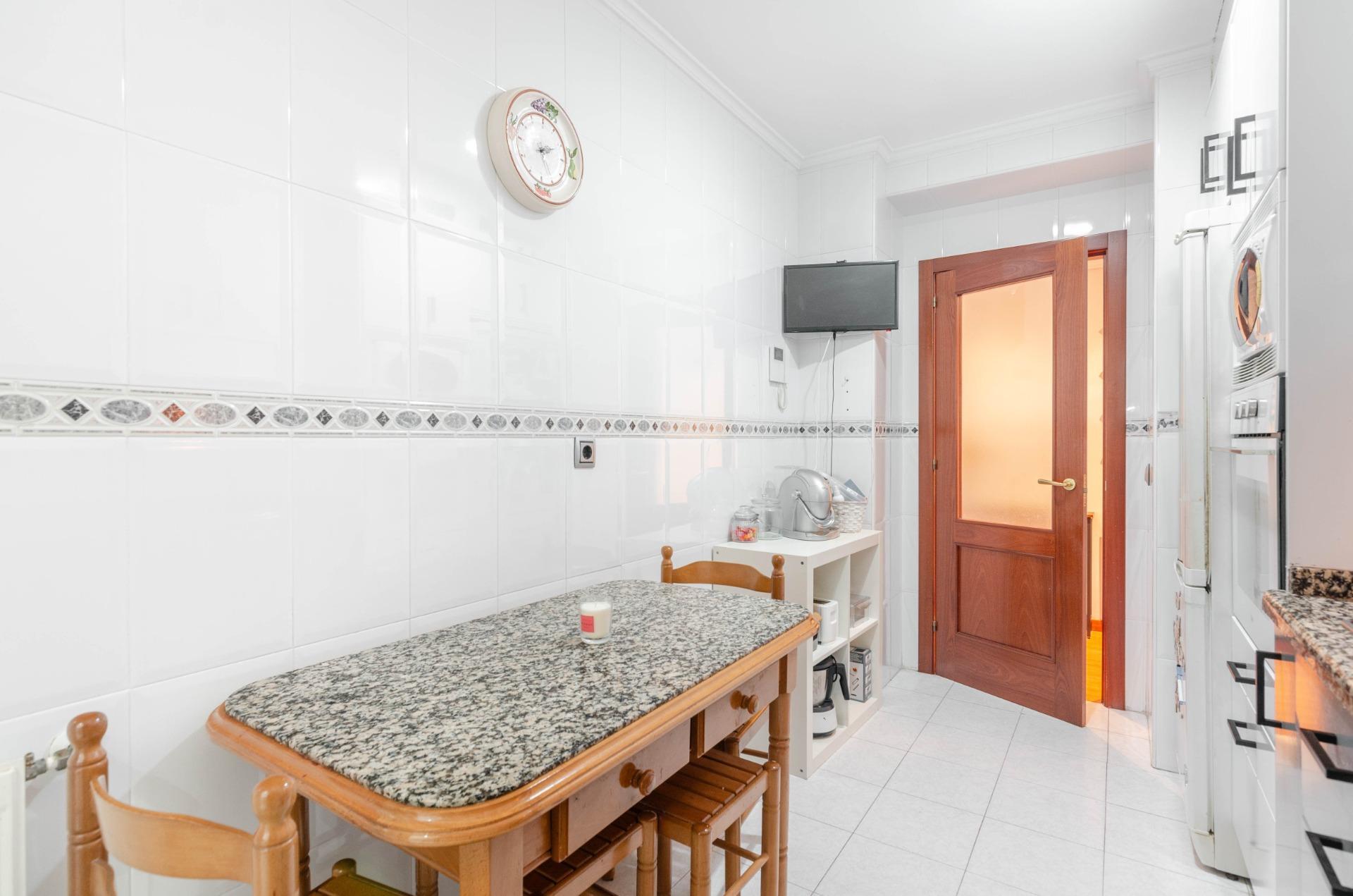 Pisos-Venta-Oviedo-2107634-Foto-12