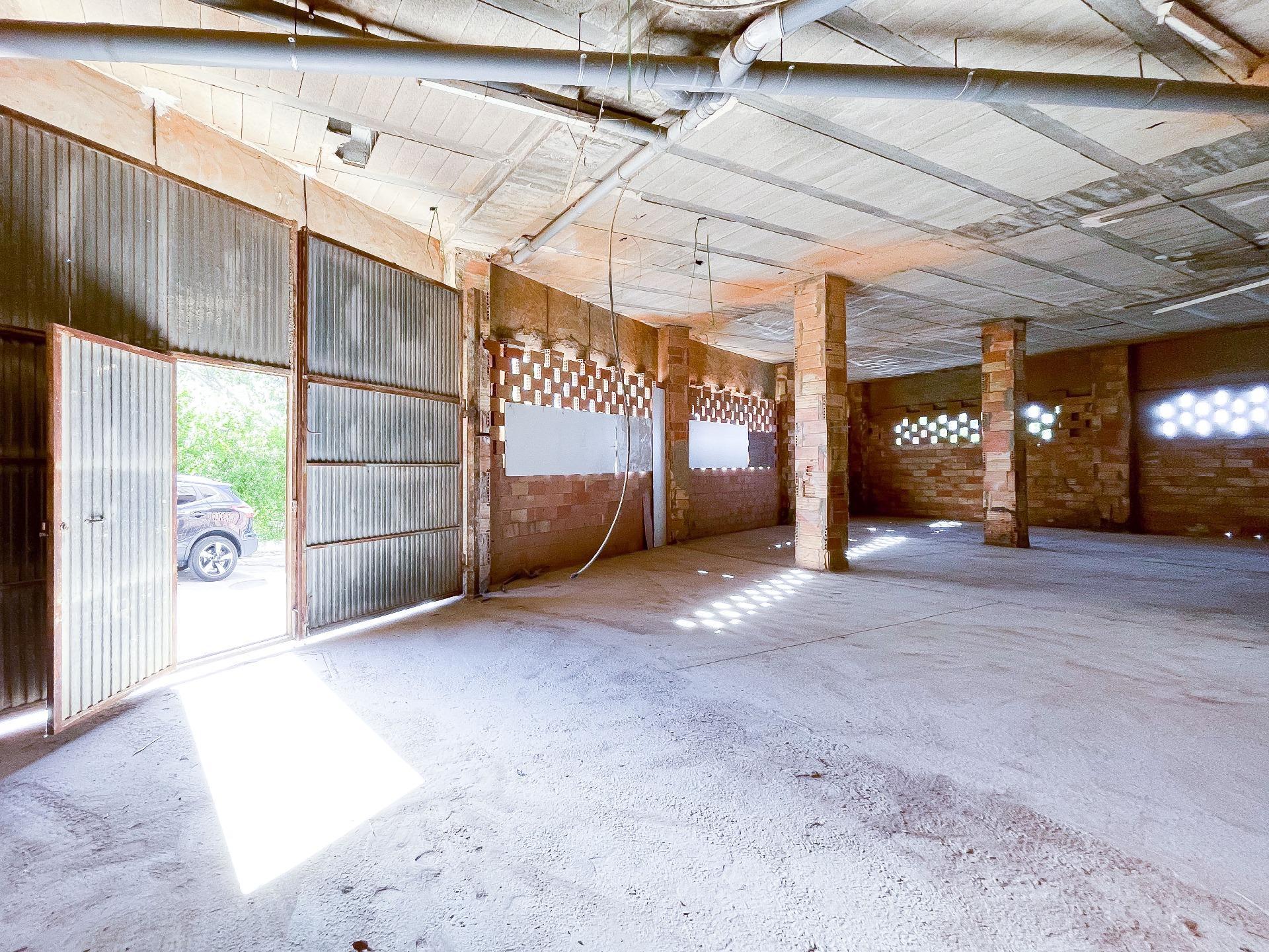 Local comercial en Requena