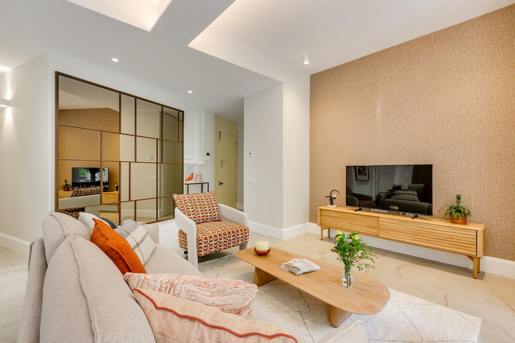 AVENIDA REINA VICTORIA, 37