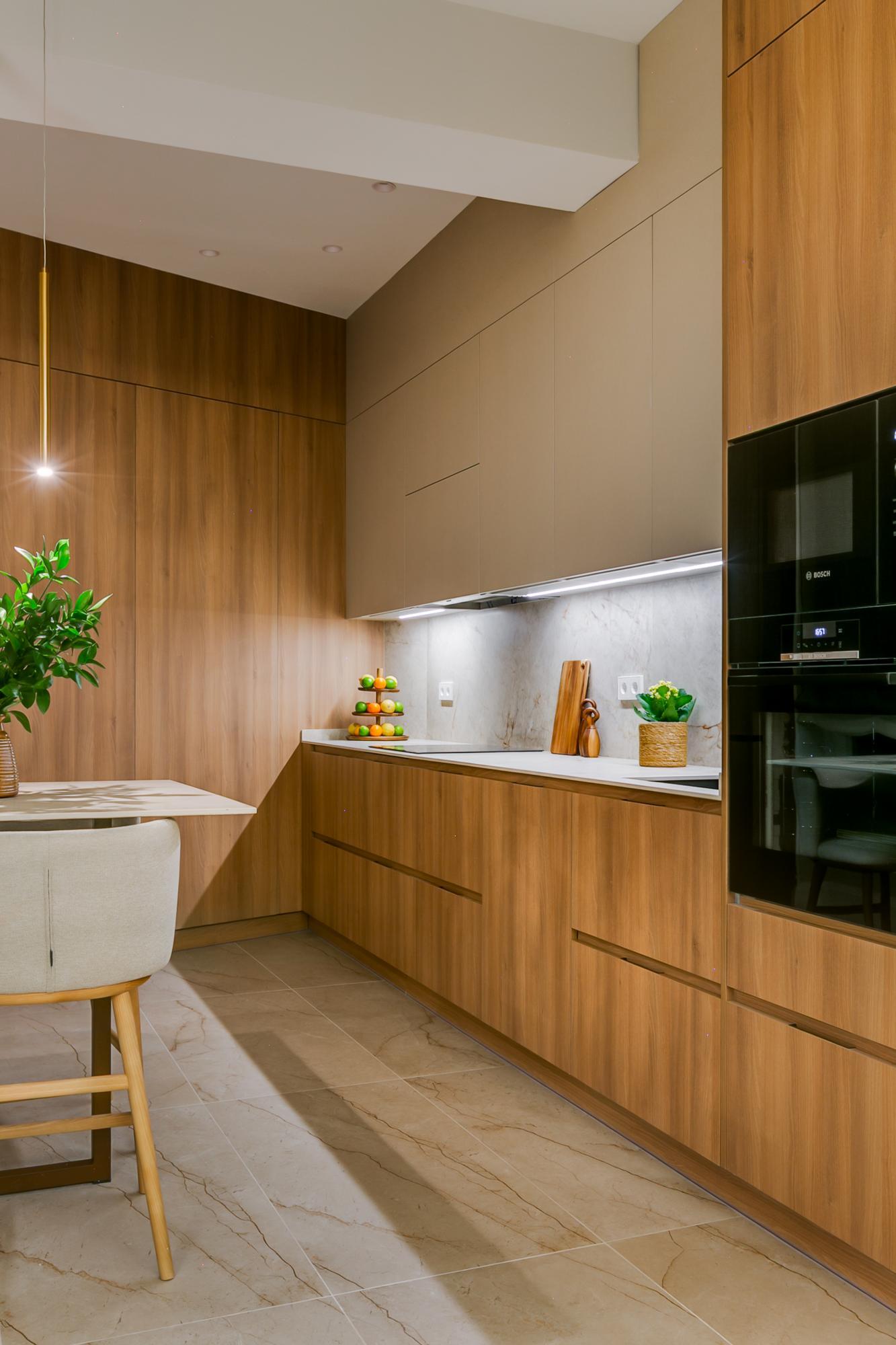 AVENIDA REINA VICTORIA, 37