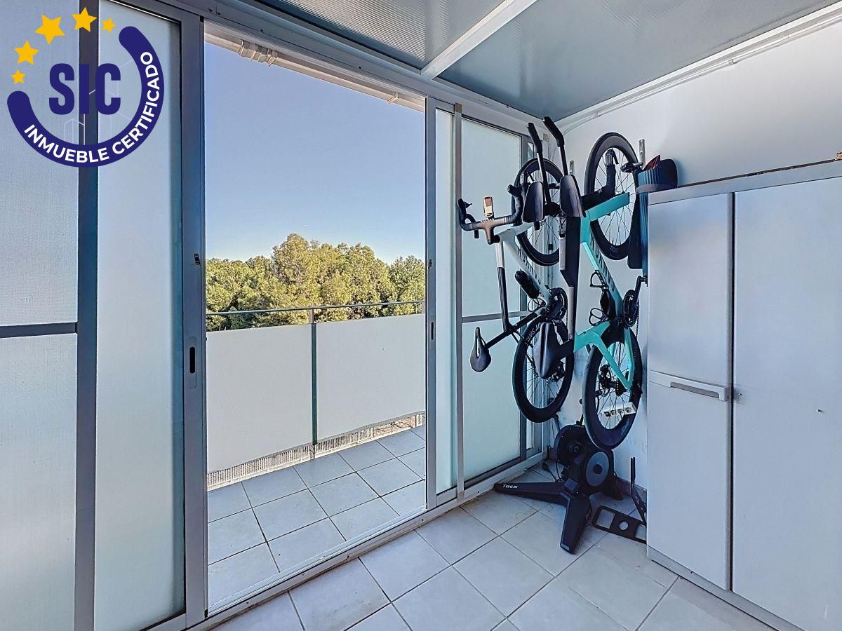 ¡Vive el cielo de Massanassa! Espectacular ático con terraza, barbacoa y ubicación estratégica