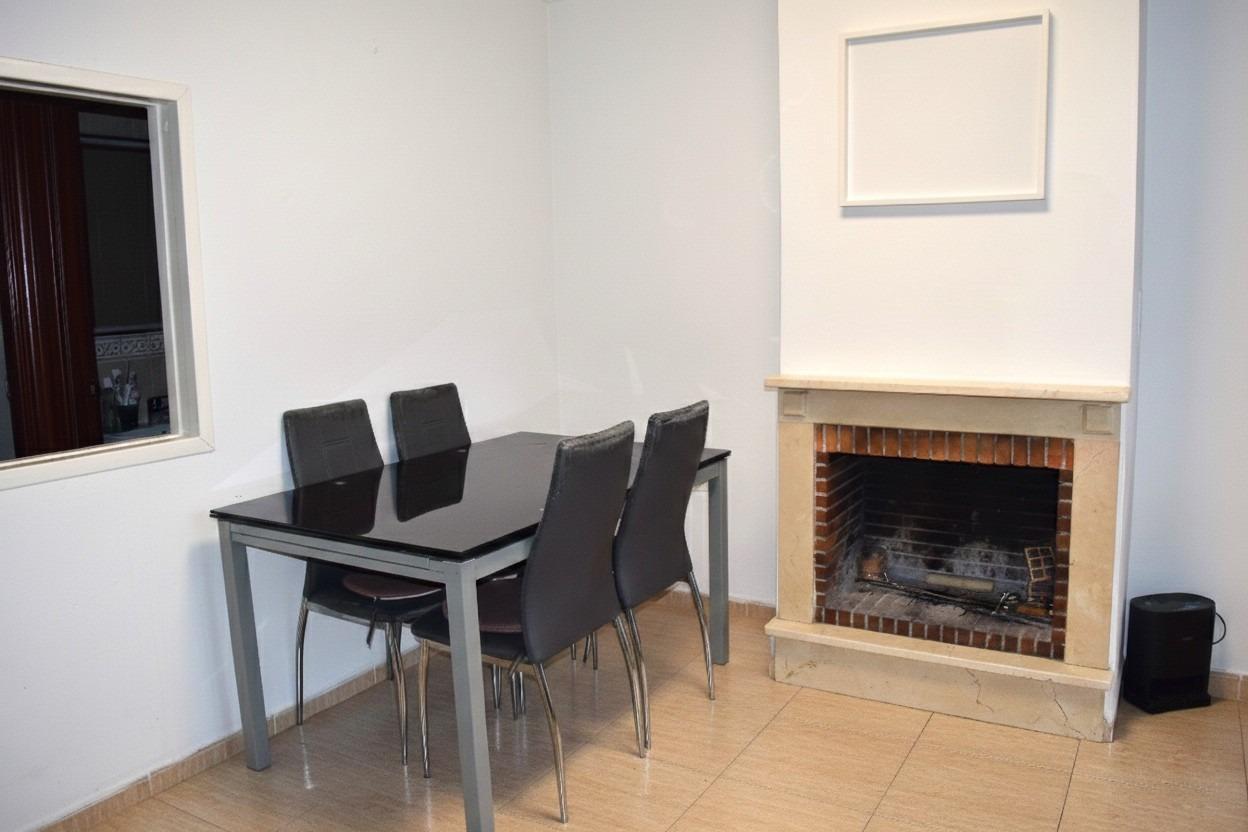 Chalet adosado de 5 hab. (1 en Planta Baja)