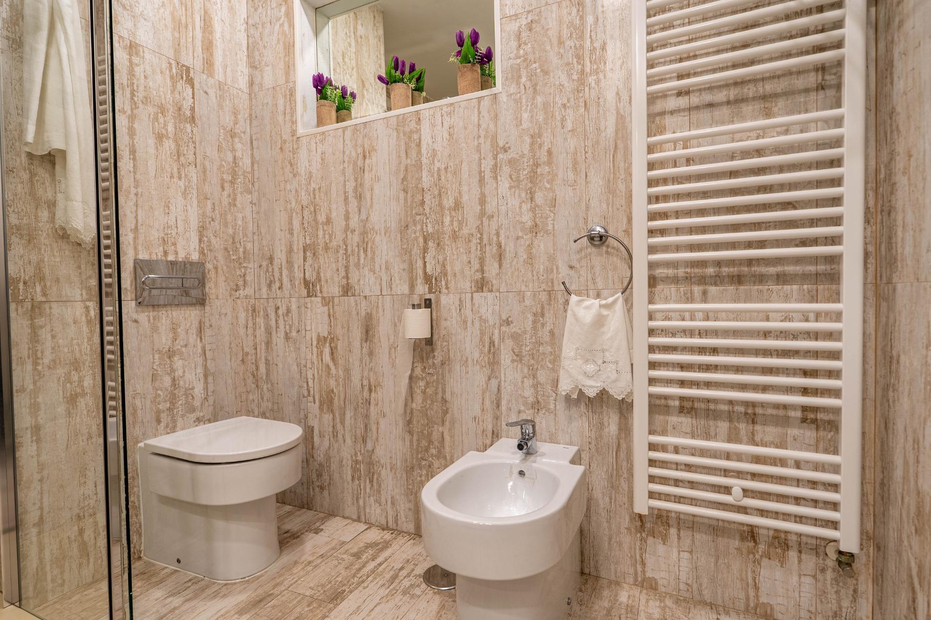 Exclusivo Ático Dúplex con Terraza y Piscina Privada en la mejor zona de triana.