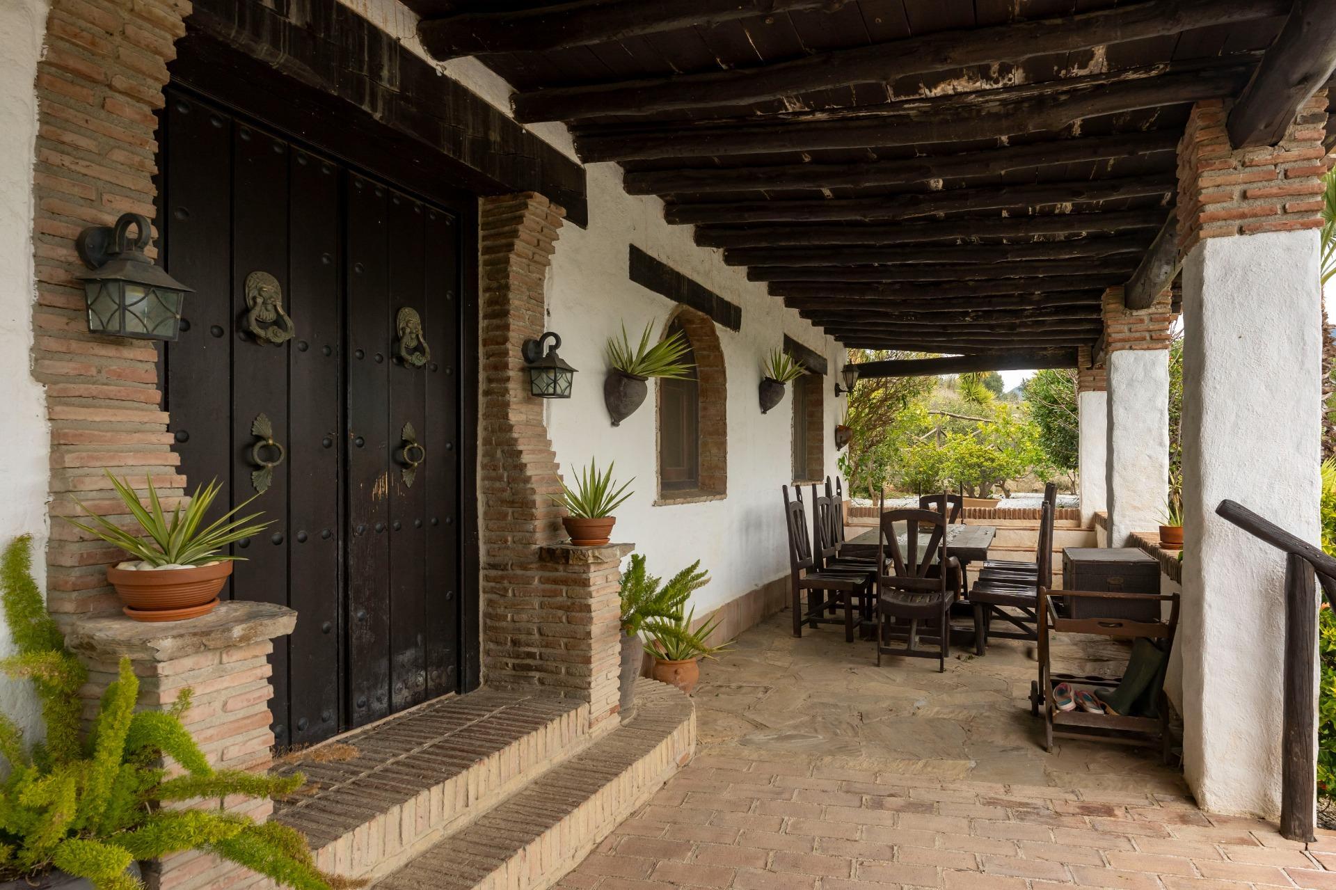 FANTÁSTICA VILLA EN VENTA BAJA ALCAUCIN
