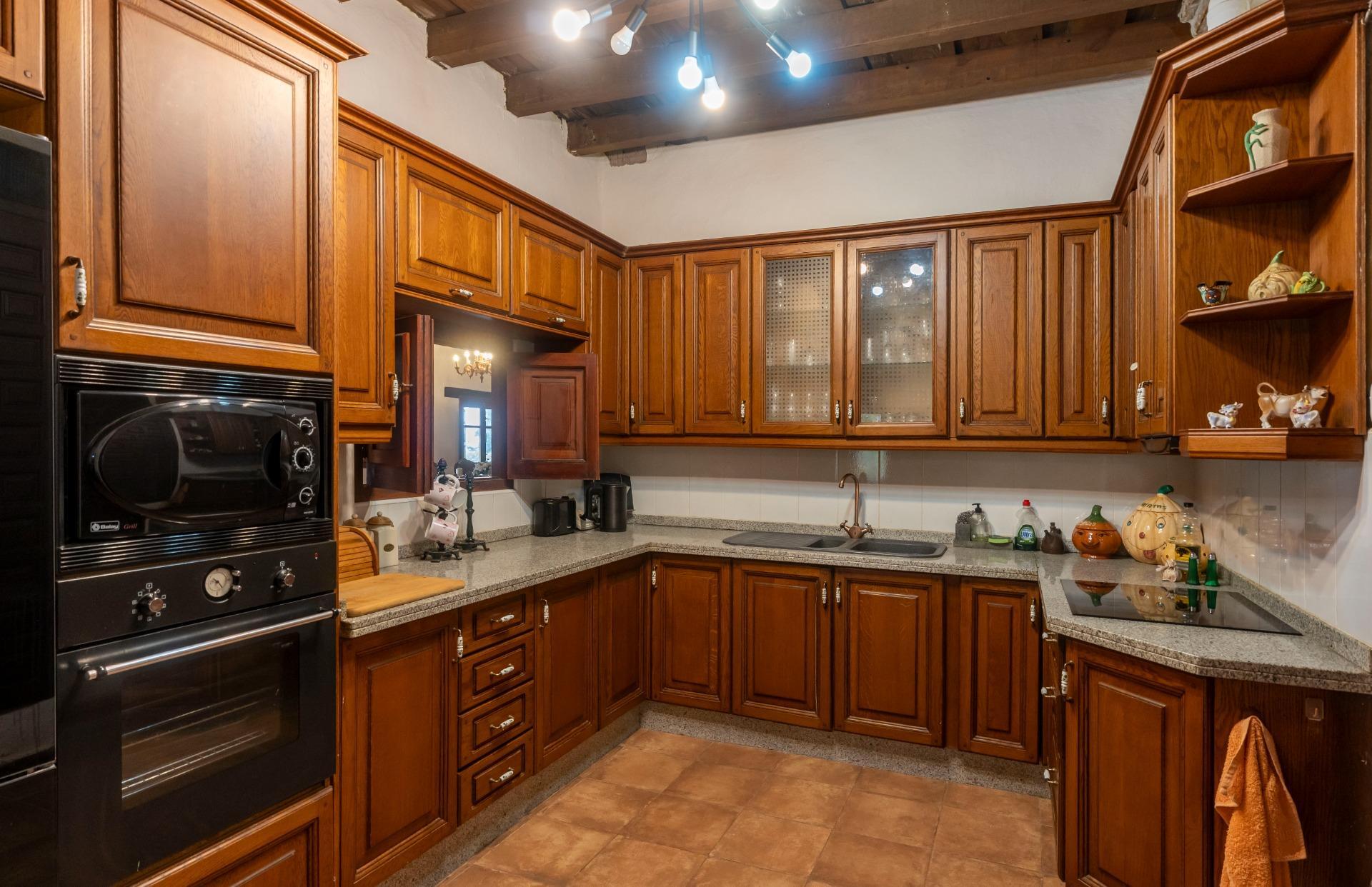 FANTÁSTICA VILLA EN VENTA BAJA ALCAUCIN