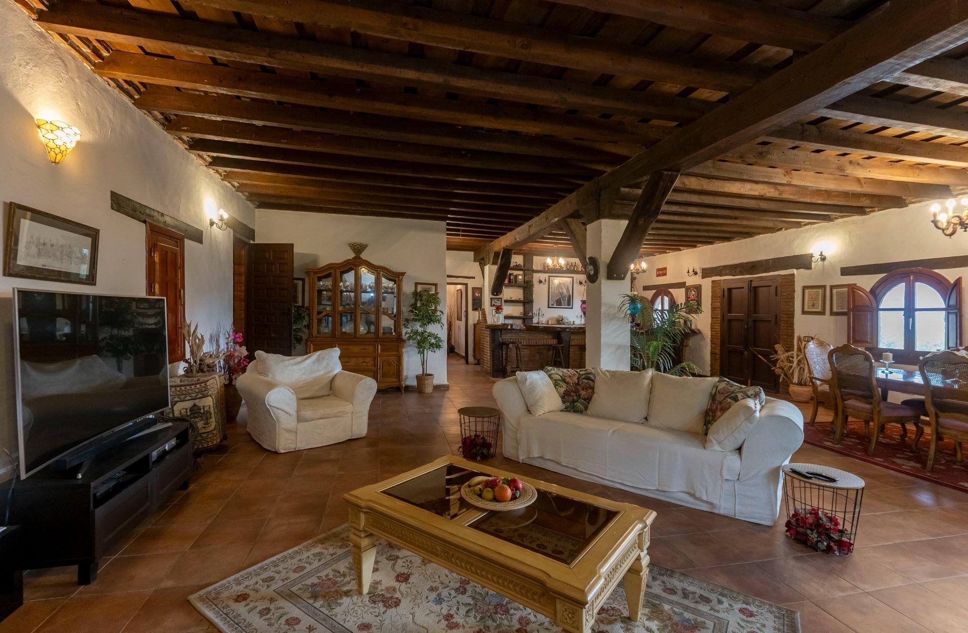 FANTÁSTICA VILLA EN VENTA BAJA ALCAUCIN