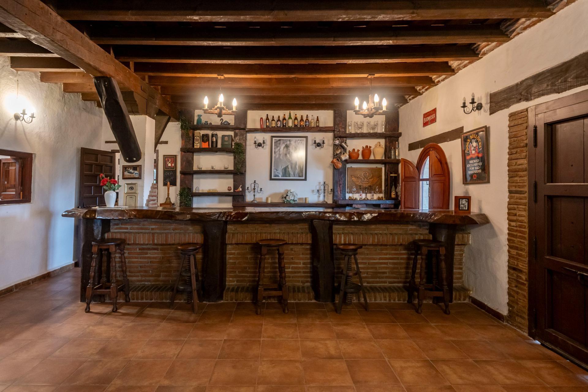 FANTÁSTICA VILLA EN VENTA BAJA ALCAUCIN