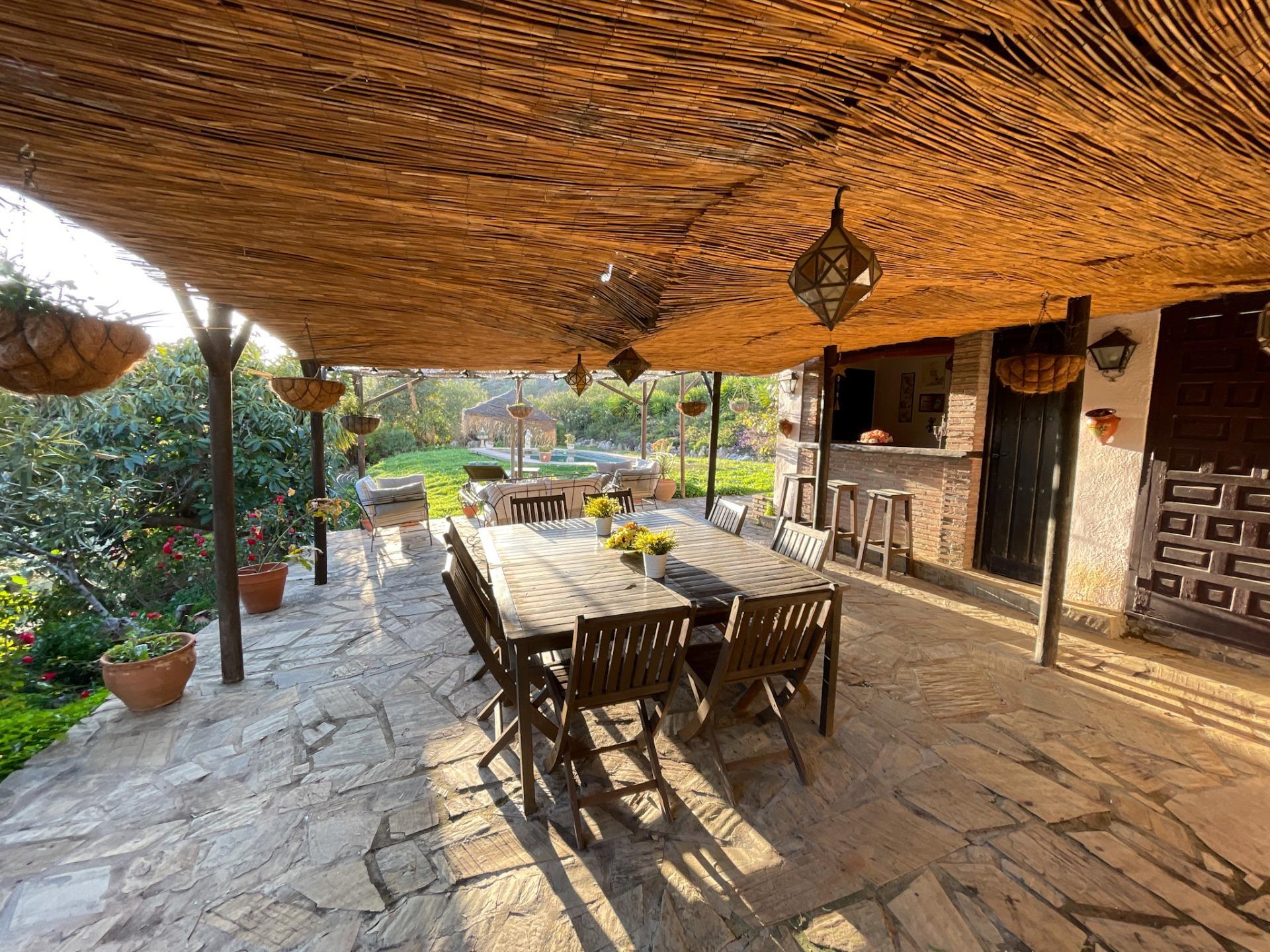 FANTÁSTICA VILLA EN VENTA BAJA ALCAUCIN