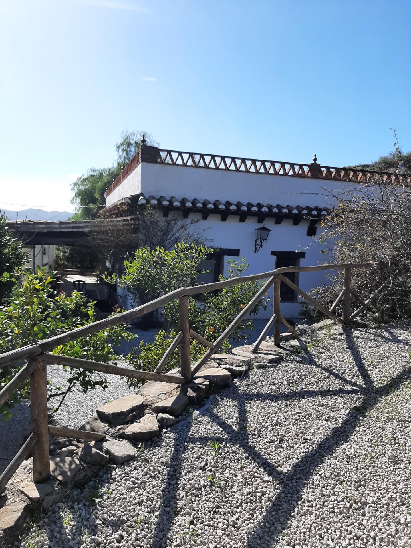 FANTÁSTICA VILLA EN VENTA BAJA ALCAUCIN