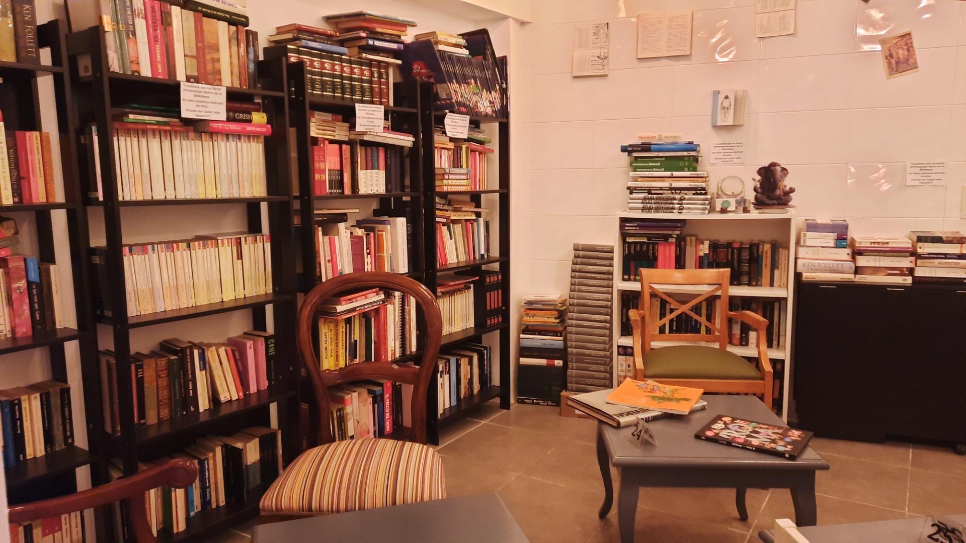 TRASPASO BAR CAFETERIA  EN ALCUDIA PUERTO