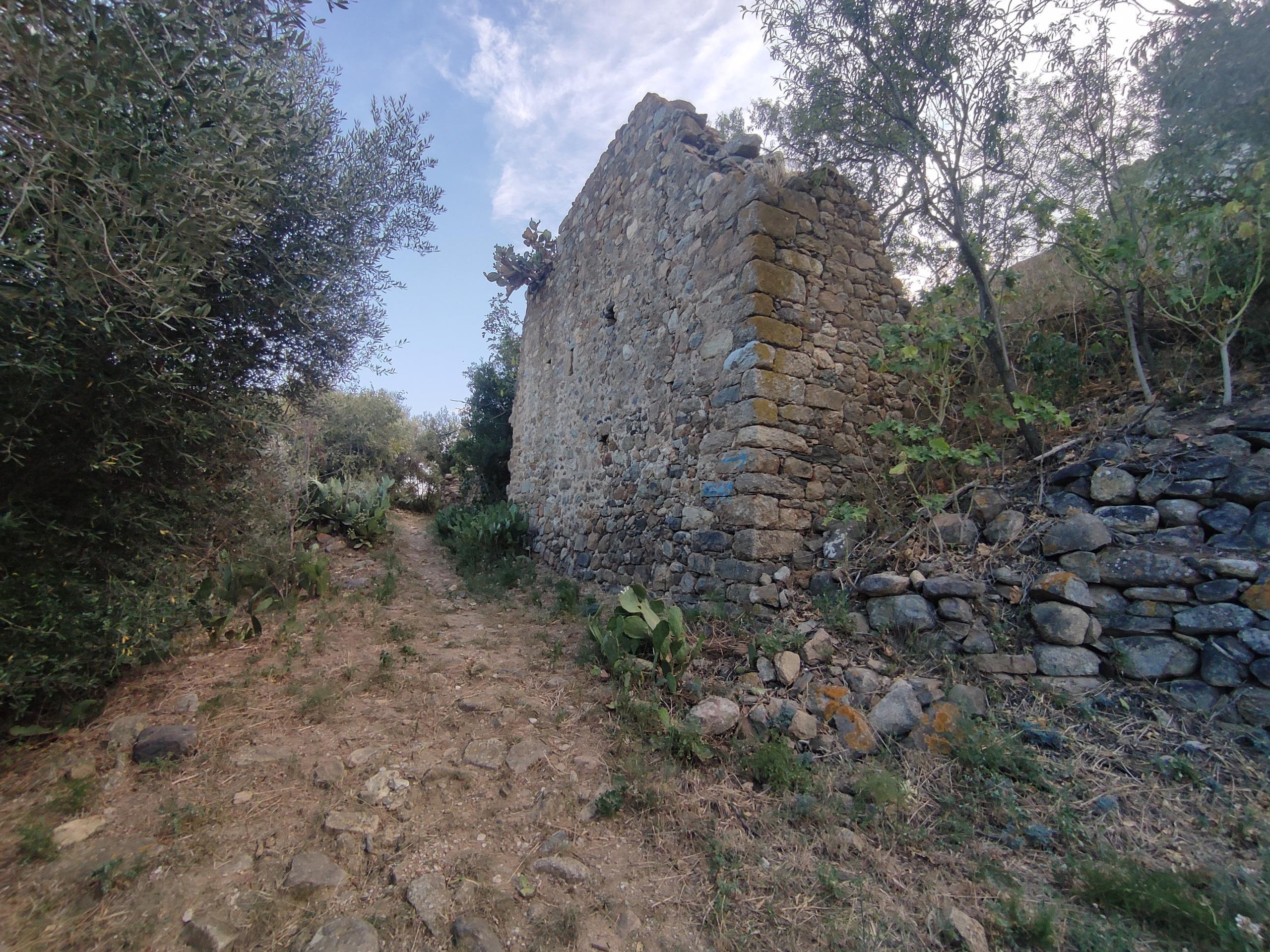 Masia en Ruinas -Vilartoli