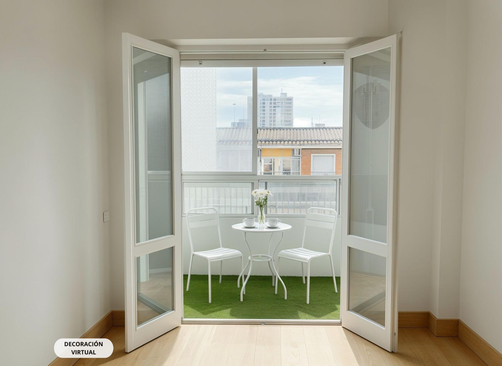 Toca el cielo de Zaragoza: 8ª planta con vistas privilegiadas y luz a raudales.