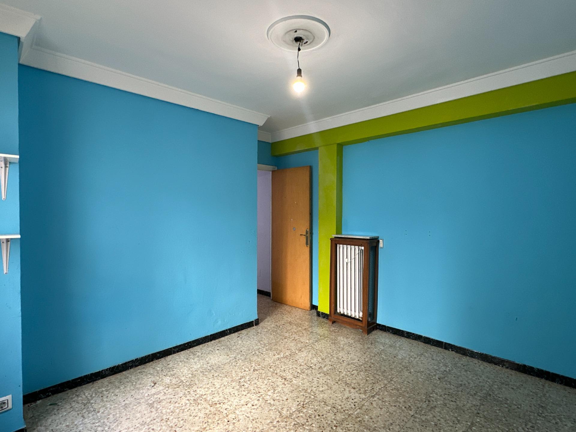 Toca el cielo de Zaragoza: 8ª planta con vistas privilegiadas y luz a raudales.