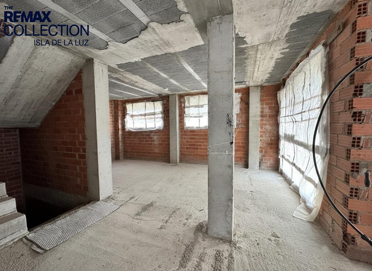 Chalet de Obra Nueva Personalizable en Campelo - Poio con Vistas al Mar