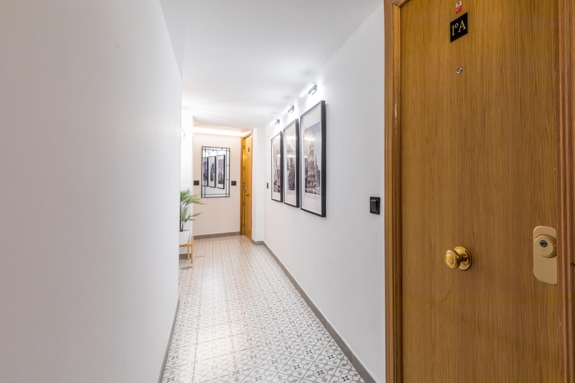 INVERSIÓN SEGURA EN EL CORAZÓN DE MADRID: PISO EN CALLE FUENCARRAL CON RENTABILIDAD DEL 4%