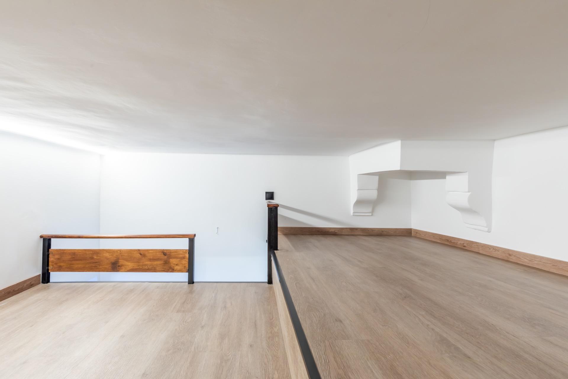 INVERSIÓN SEGURA EN EL CORAZÓN DE MADRID: PISO EN CALLE FUENCARRAL CON RENTABILIDAD DEL 4%