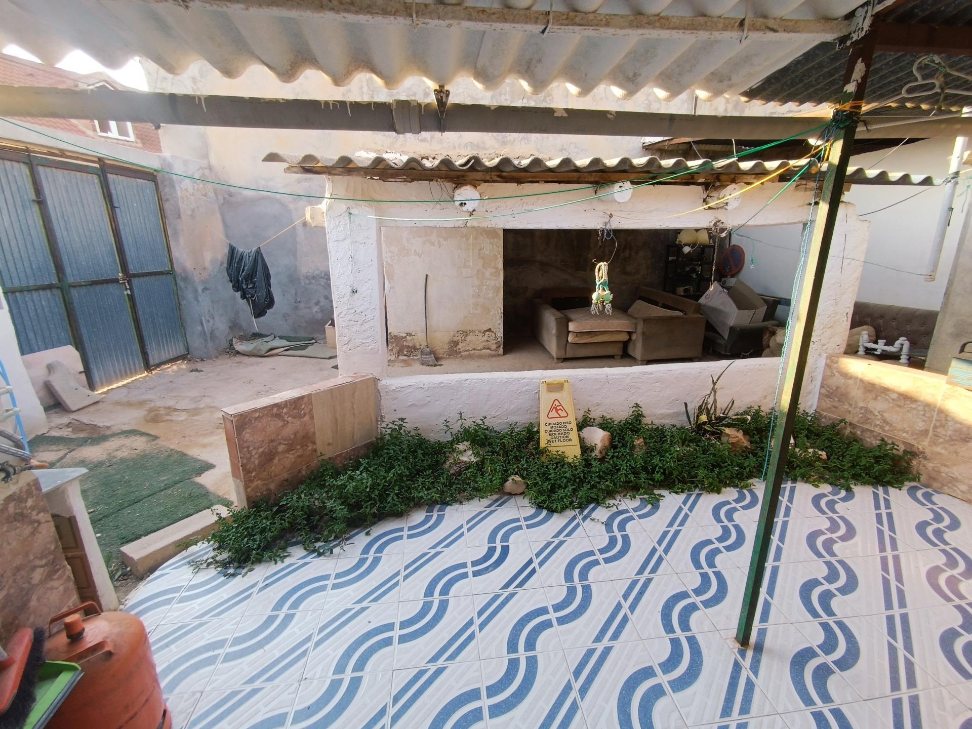 Casa con jardín en La Tercia