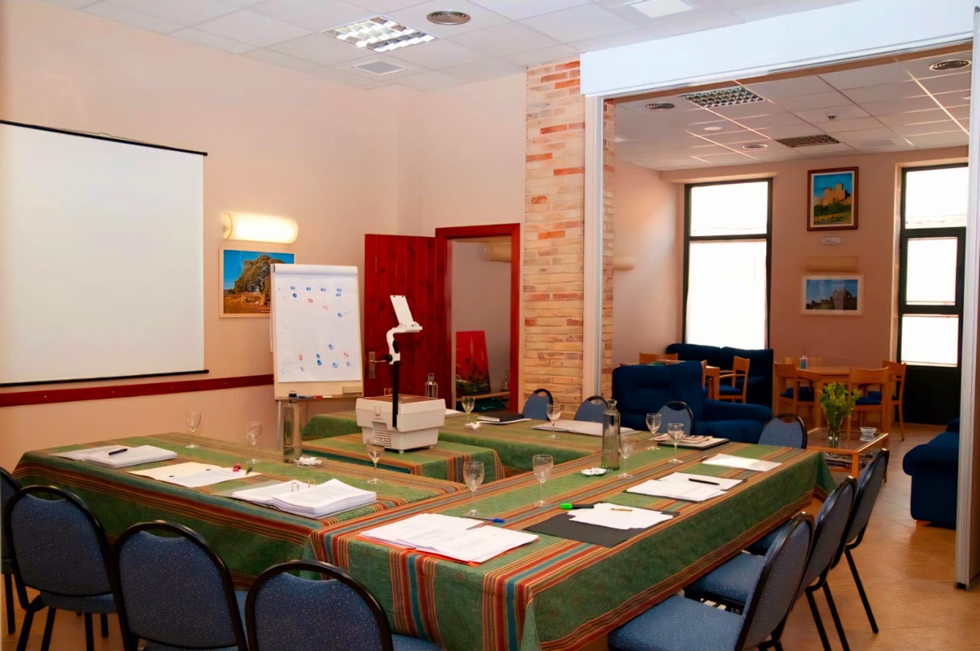 Edificios-Venta-Ayerbe-2108426-Foto-8