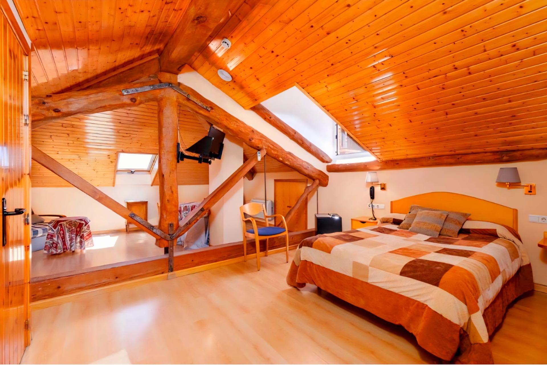 Edificios-Venta-Ayerbe-2108426-Foto-23