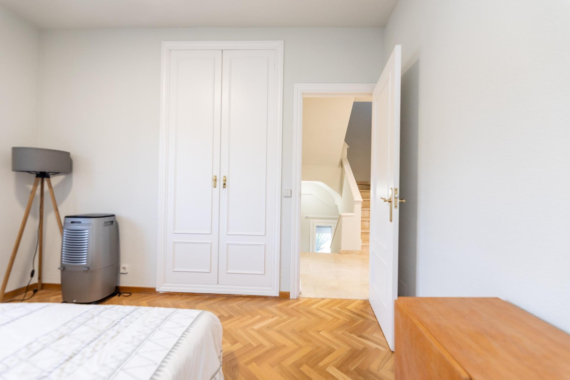 EXCLUSIVO CHALET PAREADO EN TORRELODONES