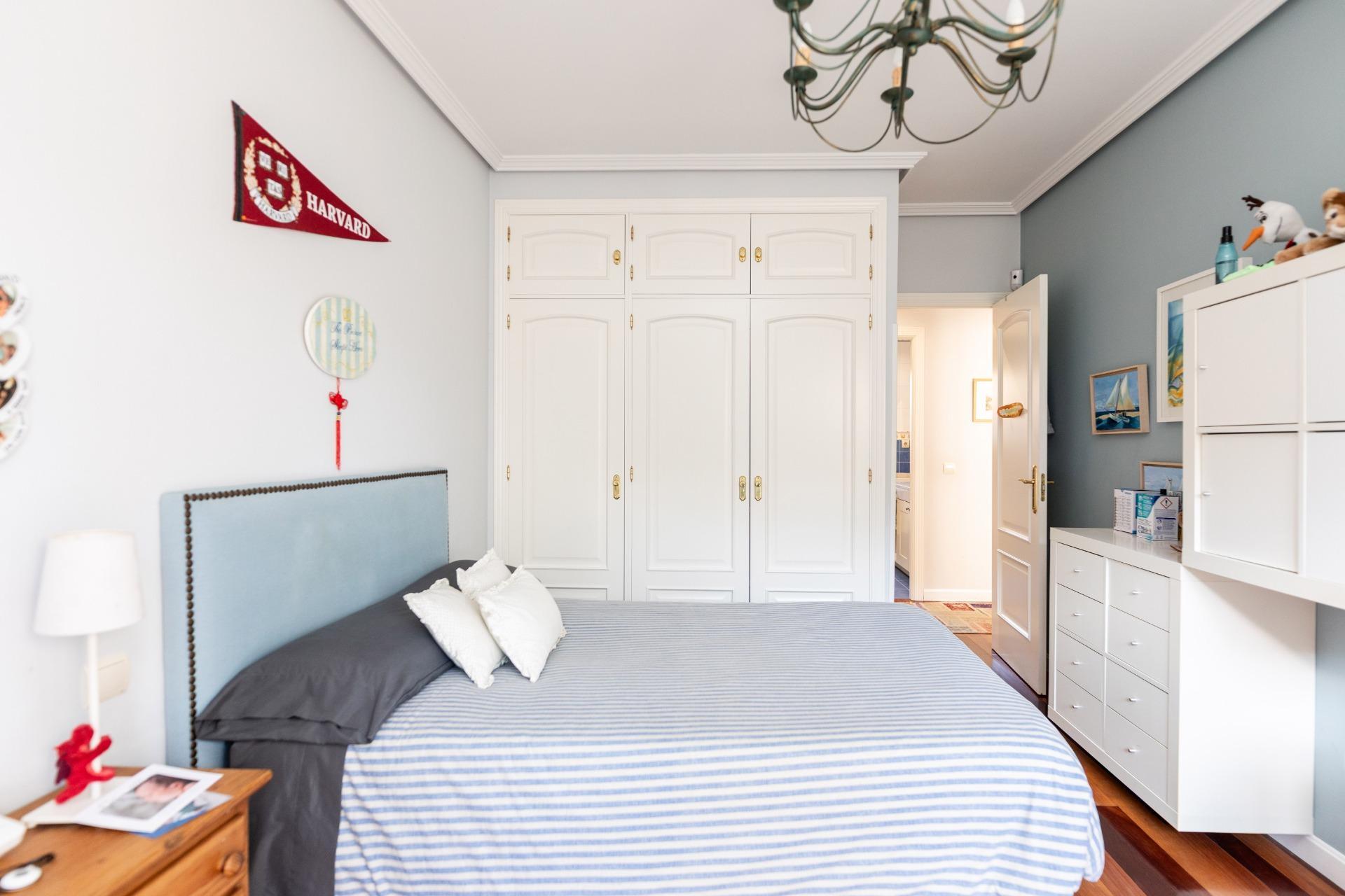 EXCLUSIVA VILLA EN LA BERZOSA