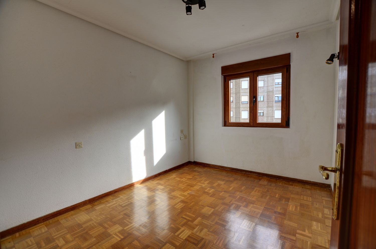 Propiedad en venta en Asturias, Castrillon