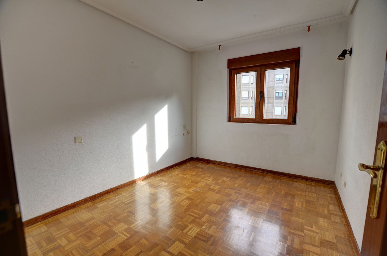 Propiedad en venta en Asturias, Castrillon