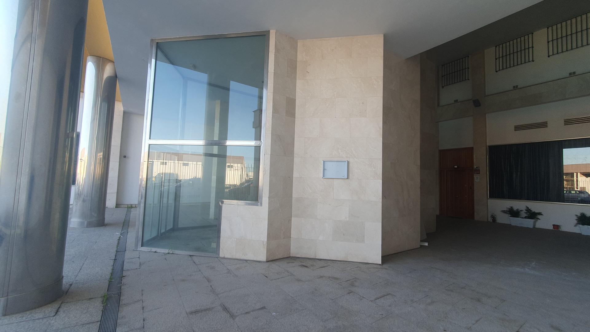 LOCAL COMERCIAL/ NAVE EN VENTA