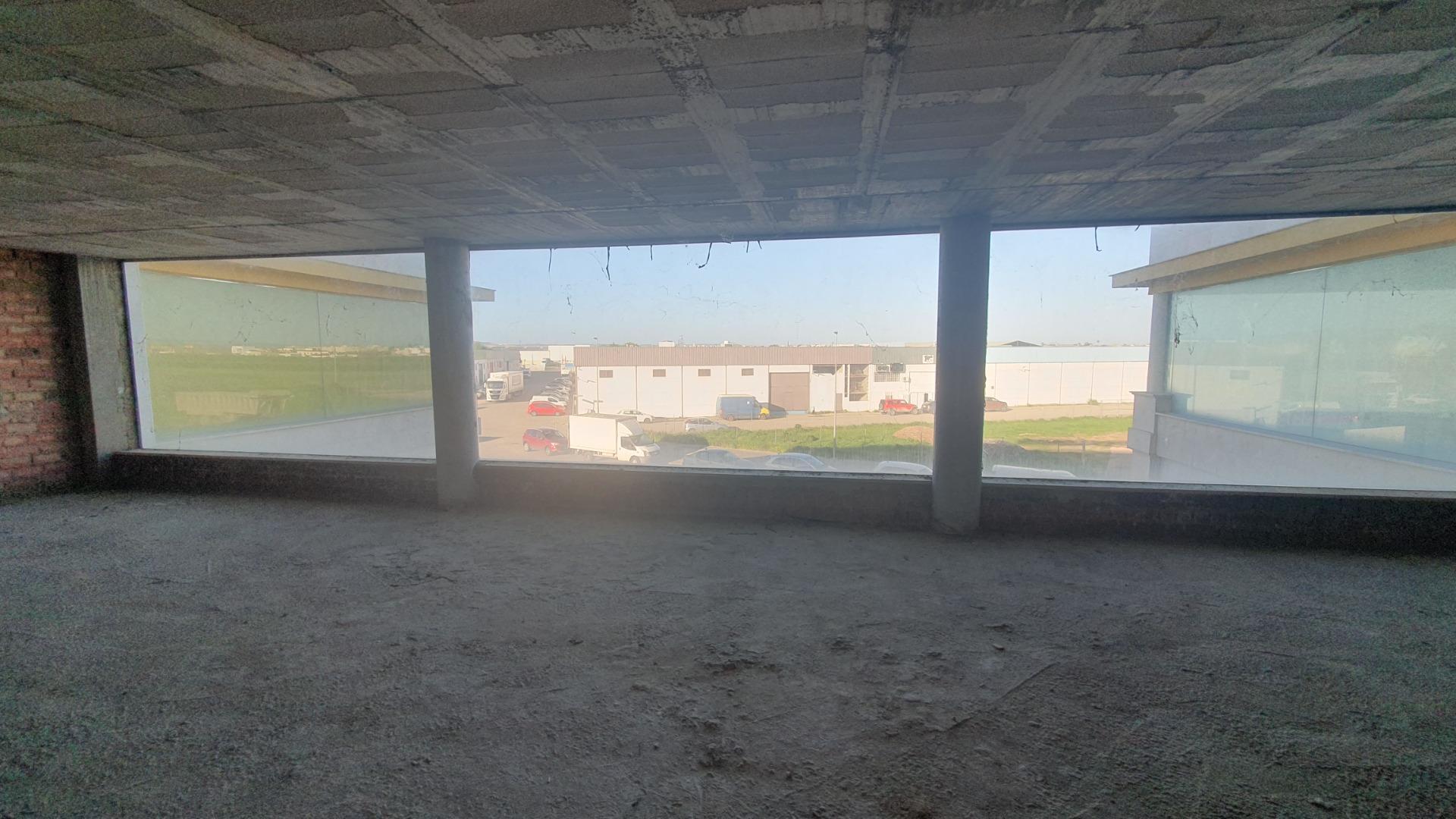 LOCAL COMERCIAL/ NAVE EN VENTA