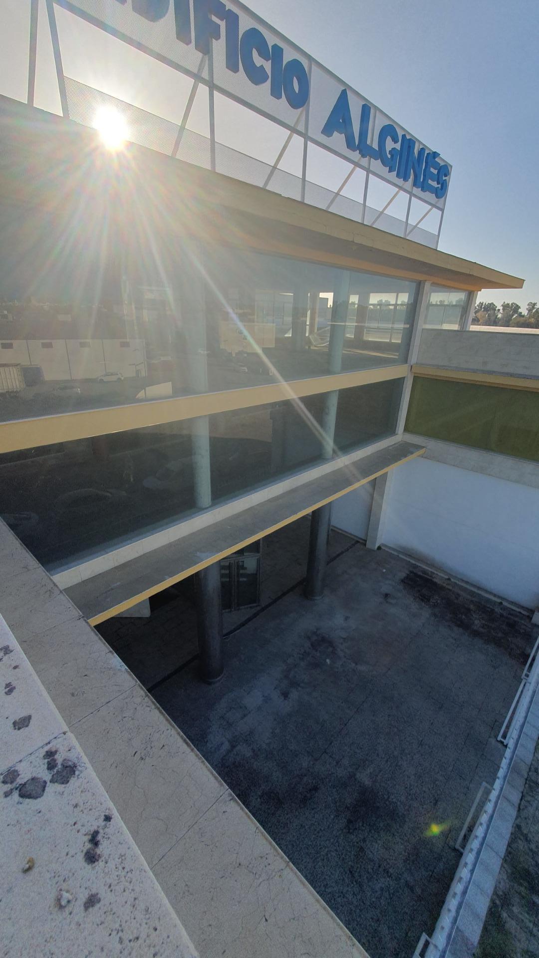 LOCAL COMERCIAL/ NAVE EN VENTA