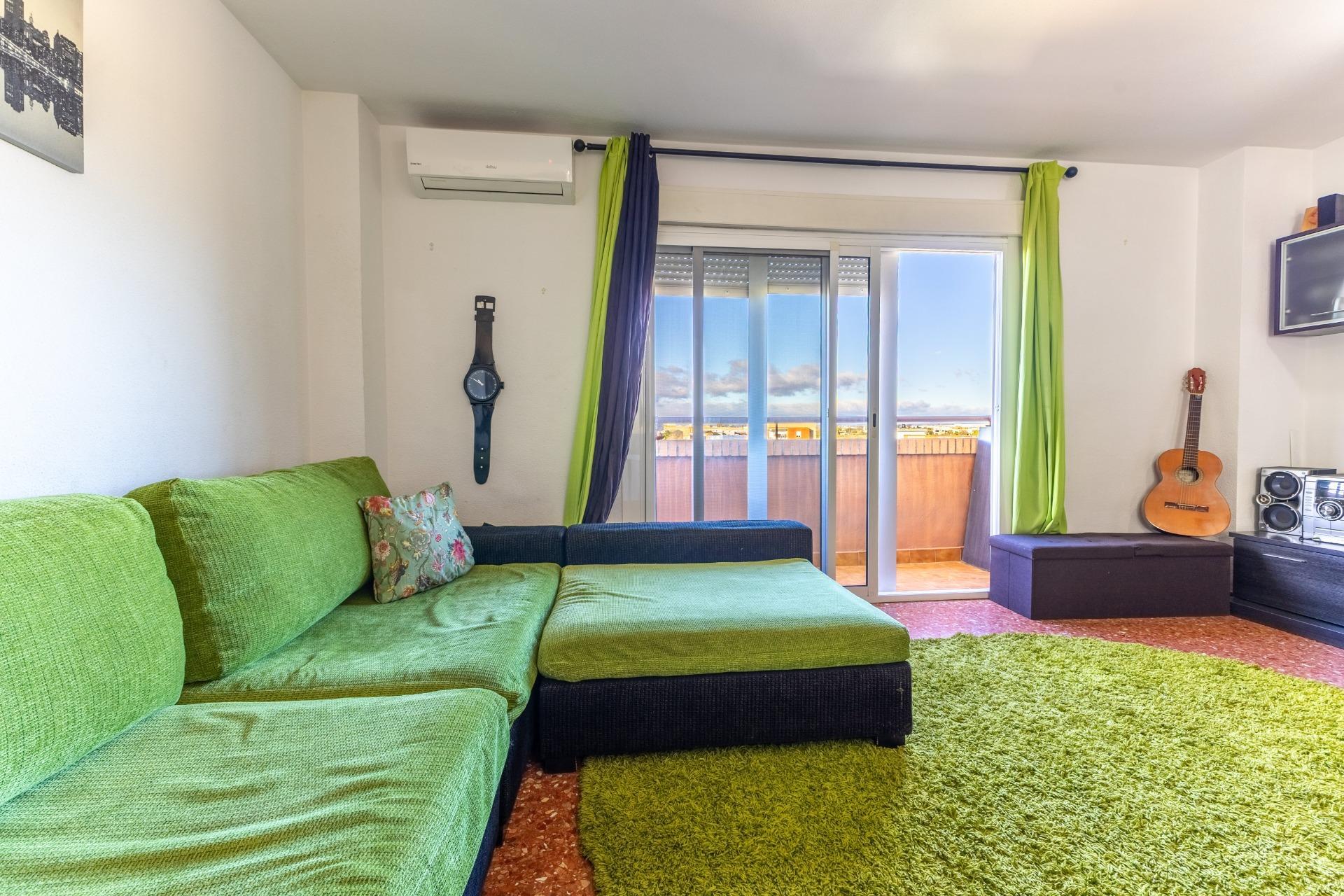 Tu hogar ideal en Torrent con terraza, garaje y ascensor! ?