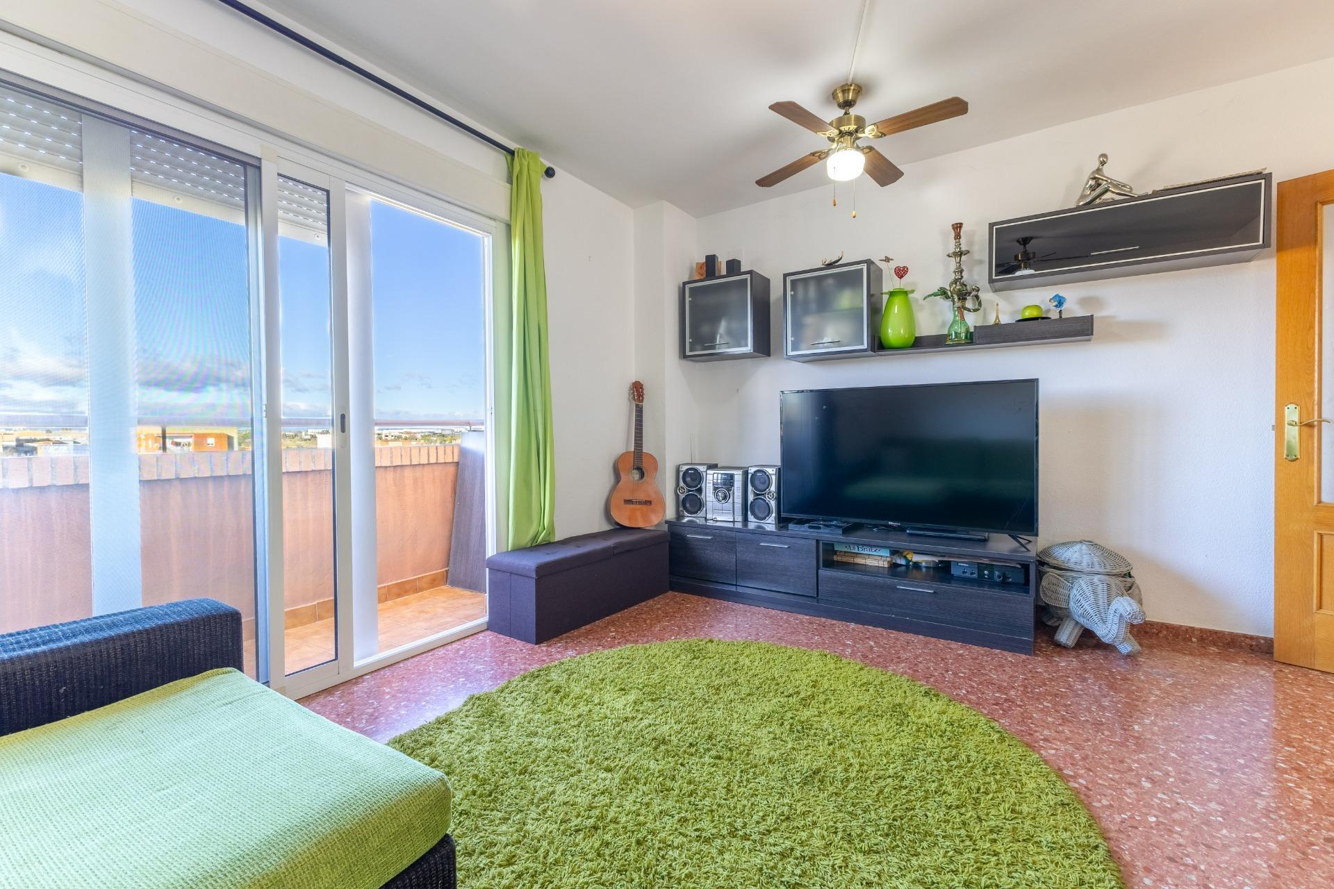 Tu hogar ideal en Torrent con terraza, garaje y ascensor! ?