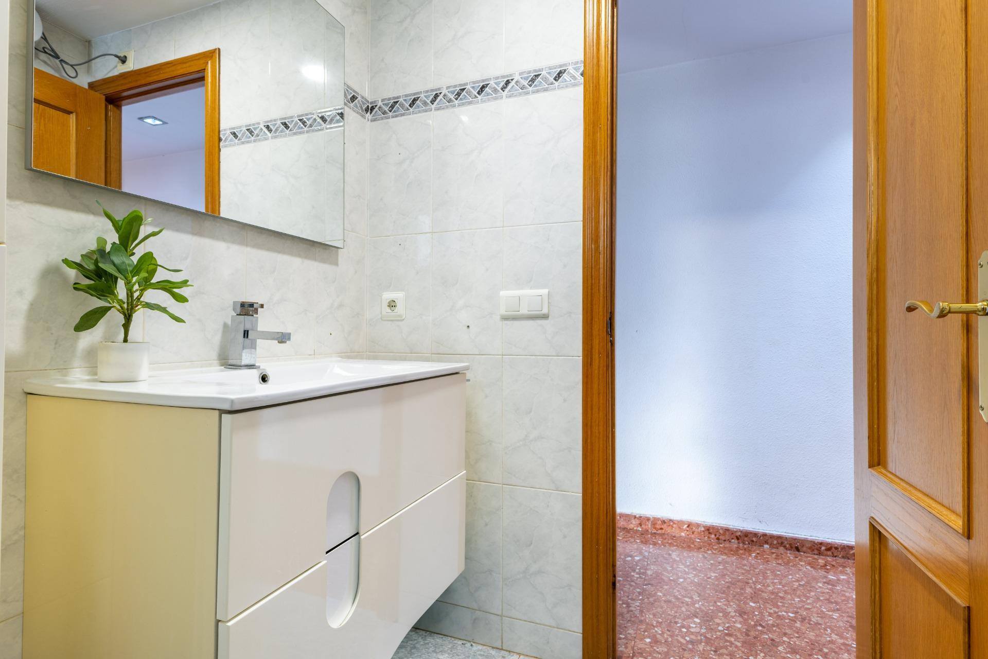 Tu hogar ideal en Torrent con terraza, garaje y ascensor! ?