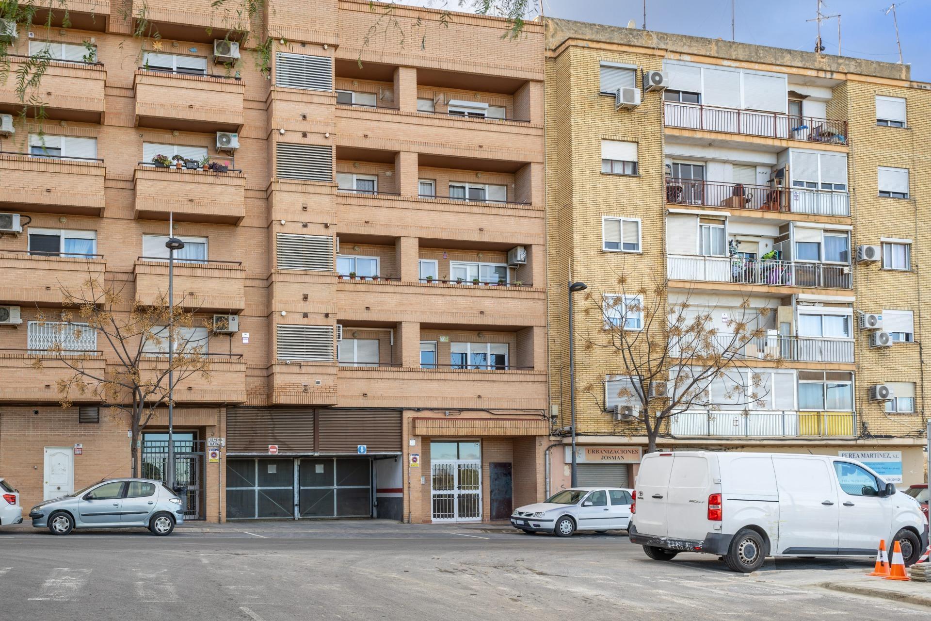 Tu hogar ideal en Torrent con terraza, garaje y ascensor! ?