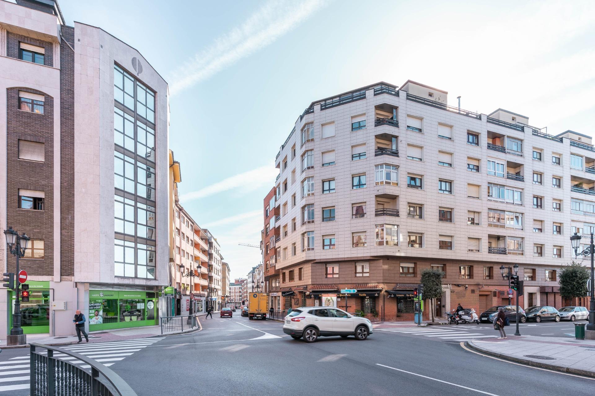 Pisos-Venta-Oviedo-2110075-Foto-2