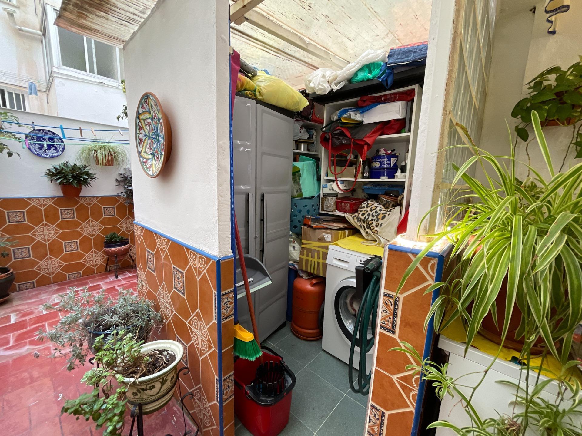 CALLE PINOSOL 3 HABITACIONES