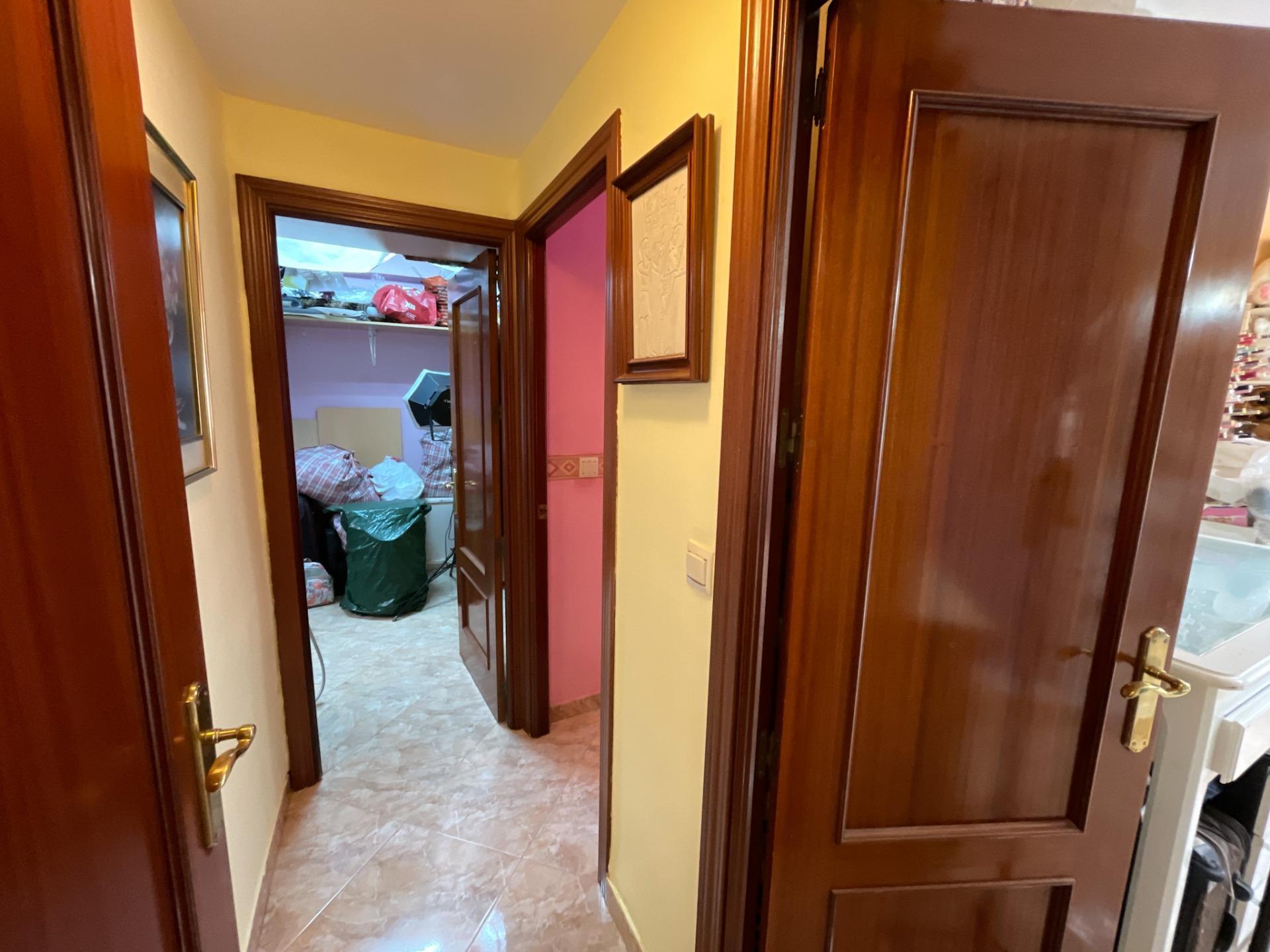 CALLE PINOSOL 3 HABITACIONES