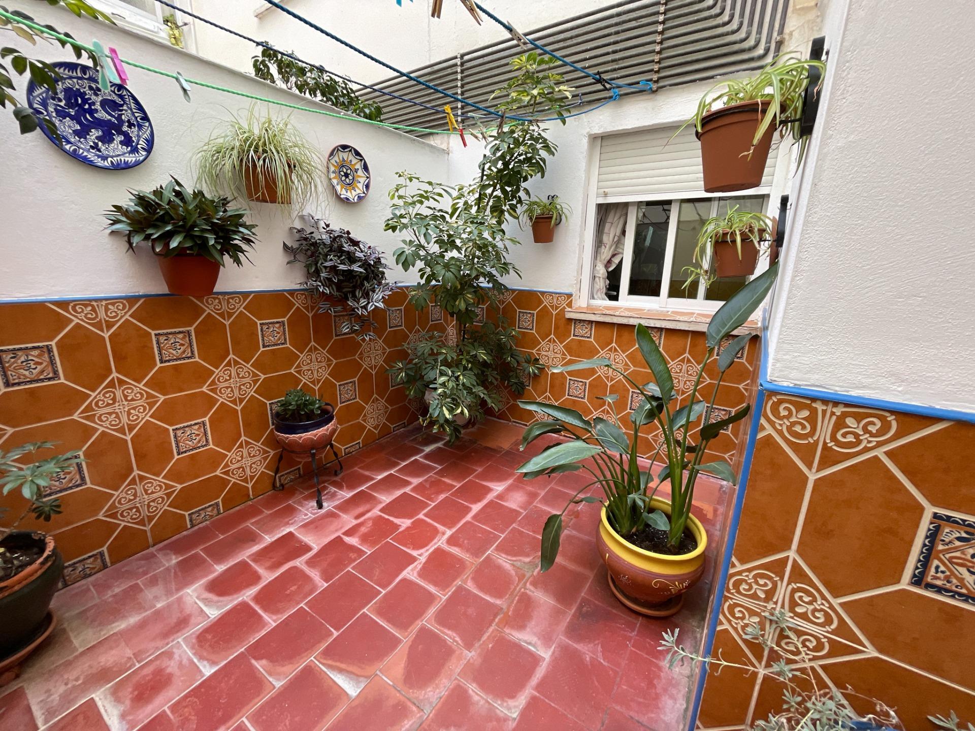 CALLE PINOSOL 3 HABITACIONES