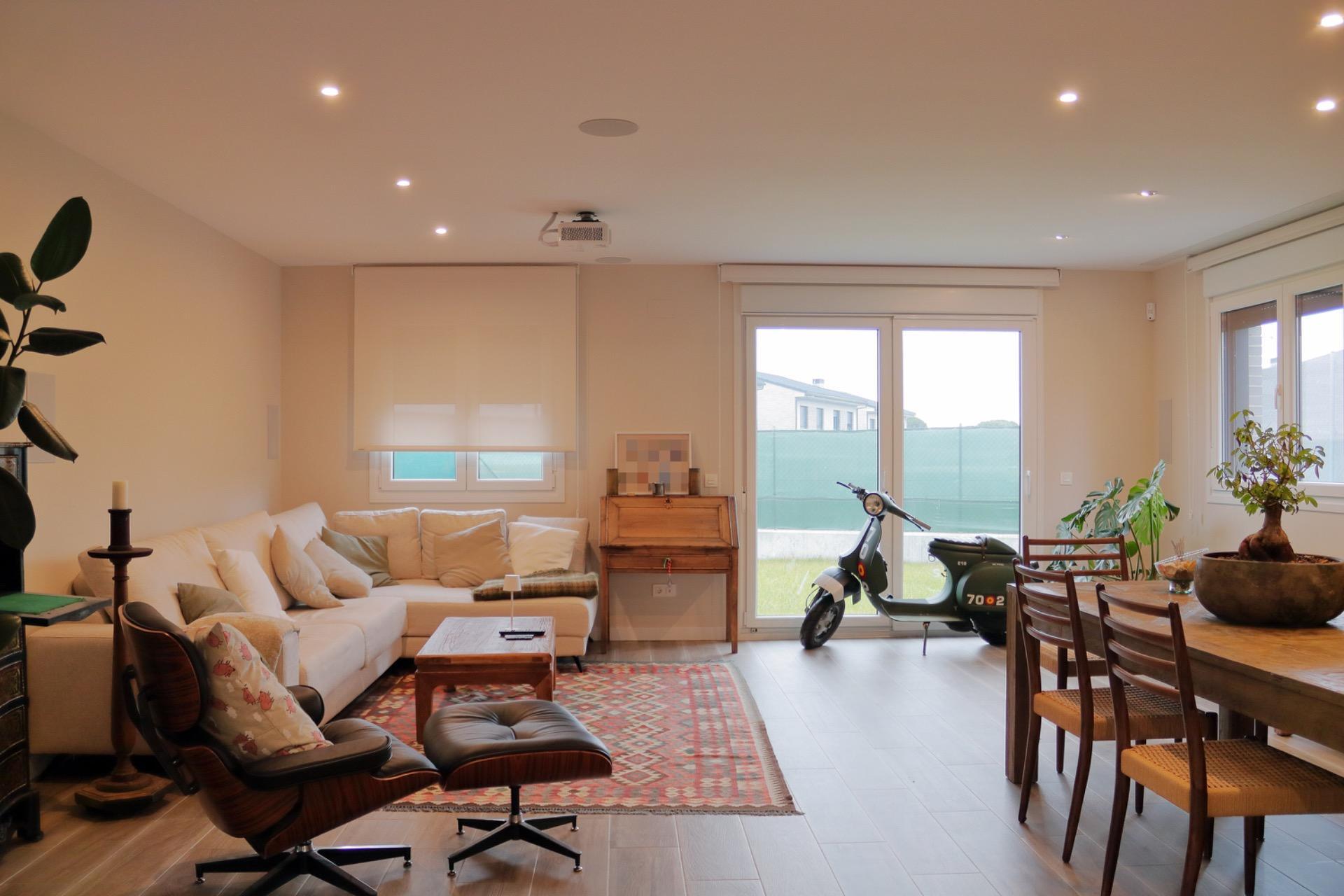 Chalet seminuevo en Tudela de Duero