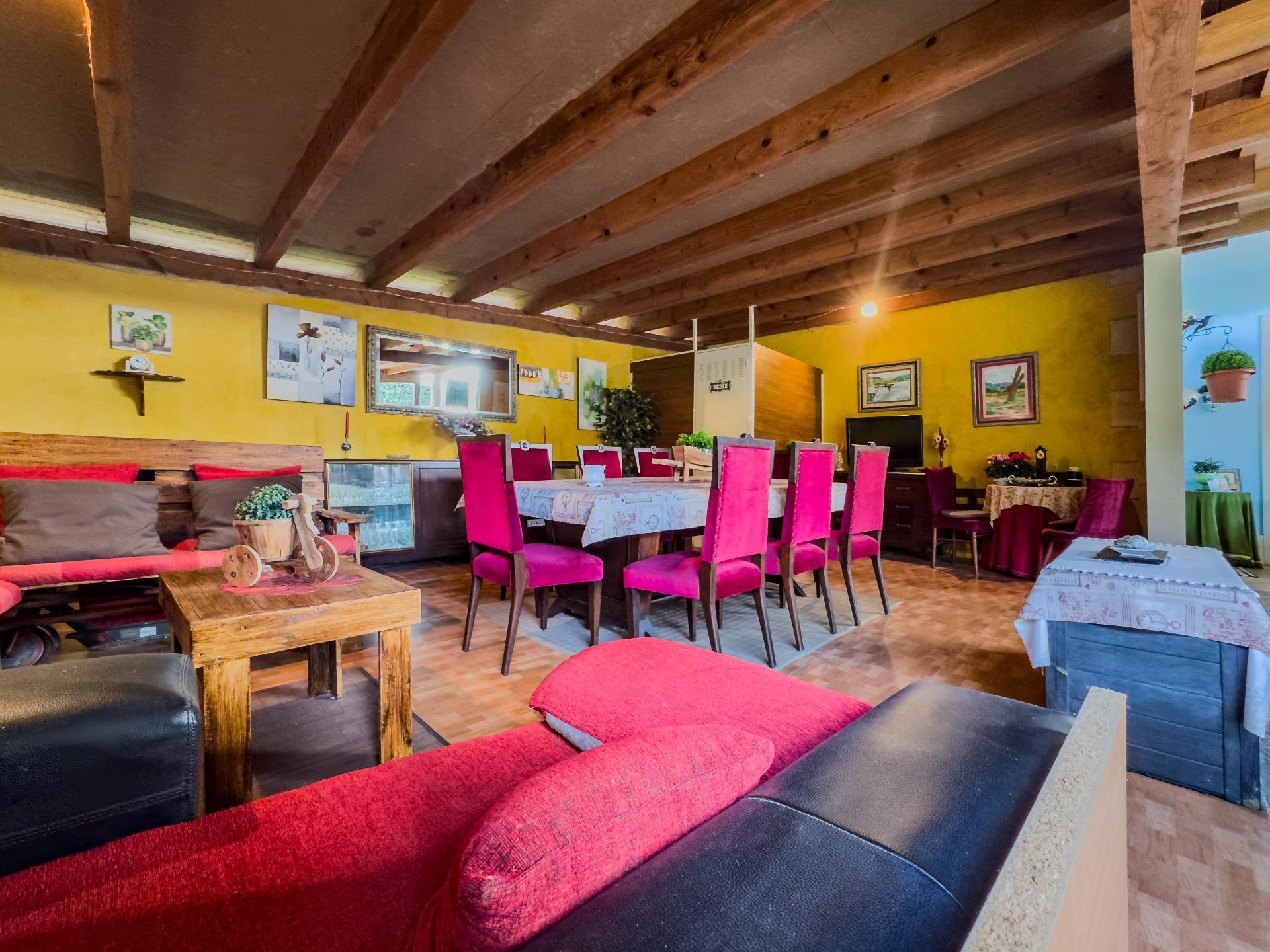 ? Chalet independiente en Barrio Monasterio Escobedo de Camargo