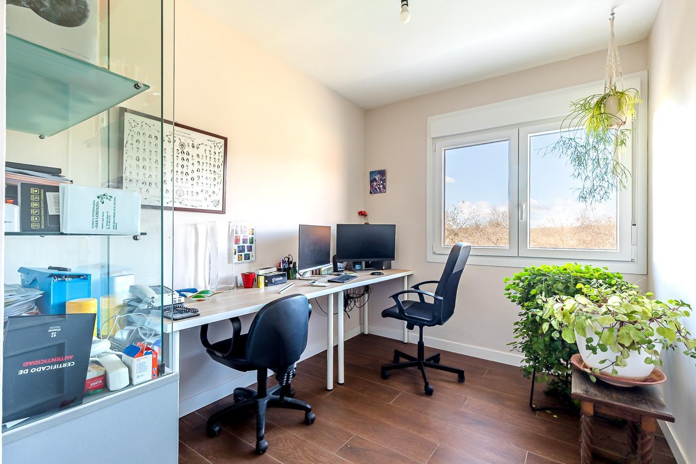 Chalet independiente en una sola planta.