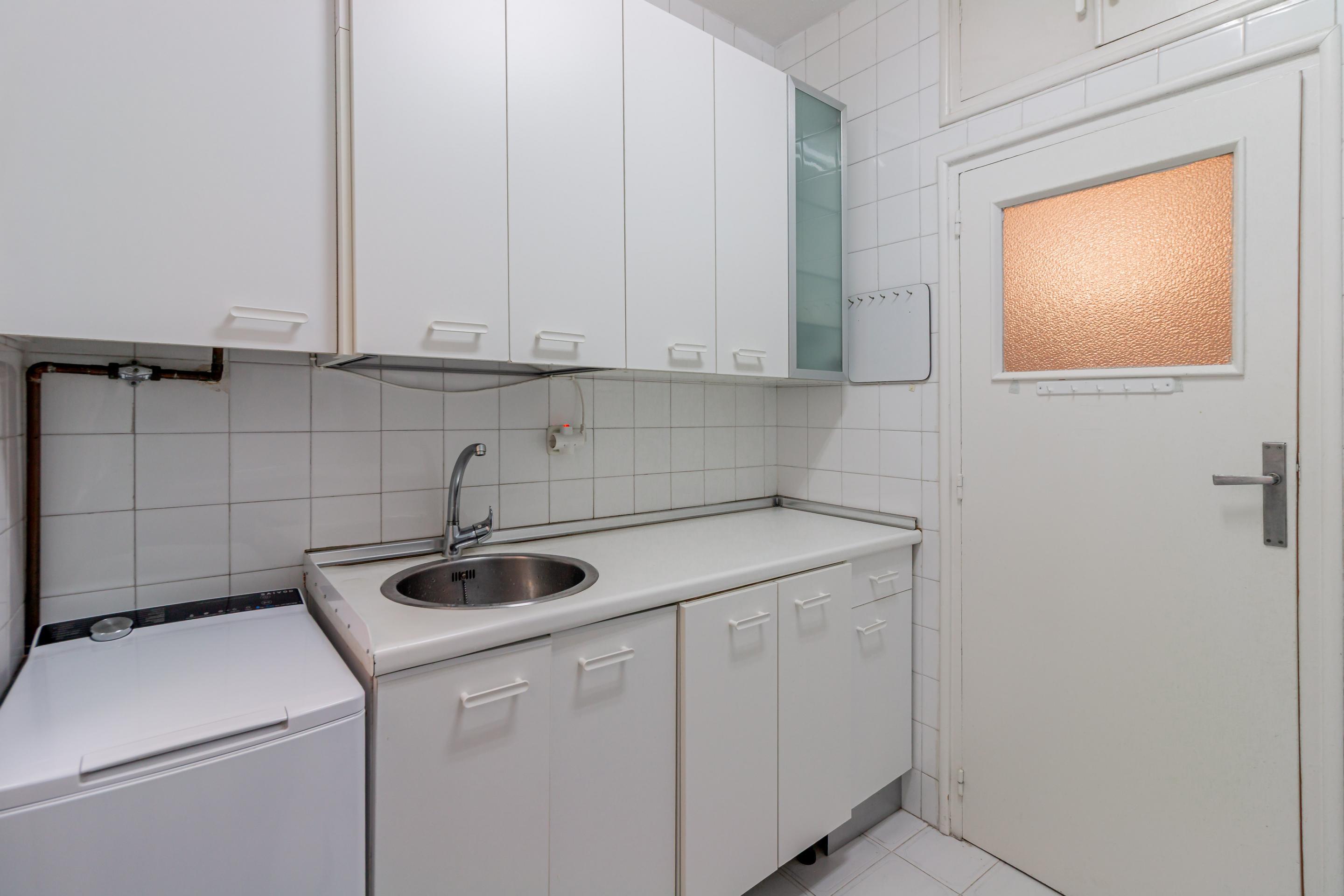 Piso en Alquiler de 2 dormitorios en calle Galileo